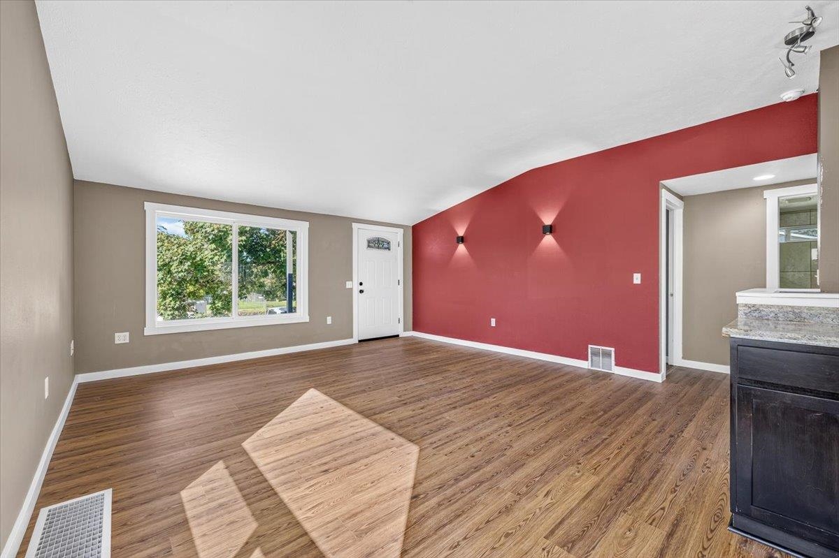 4808 N Post St - Photo 5