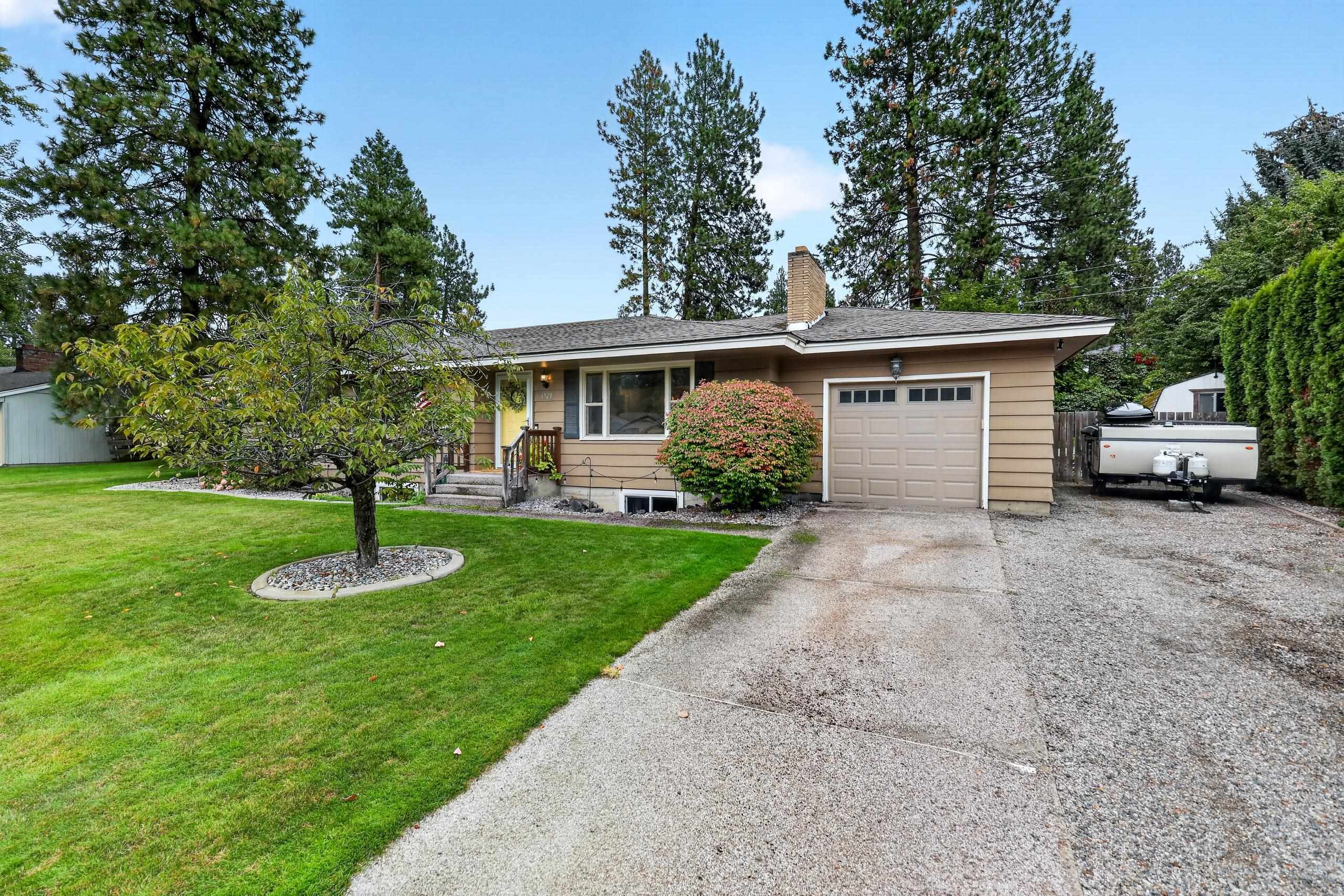 6920 N Fox Point Dr - Photo 1