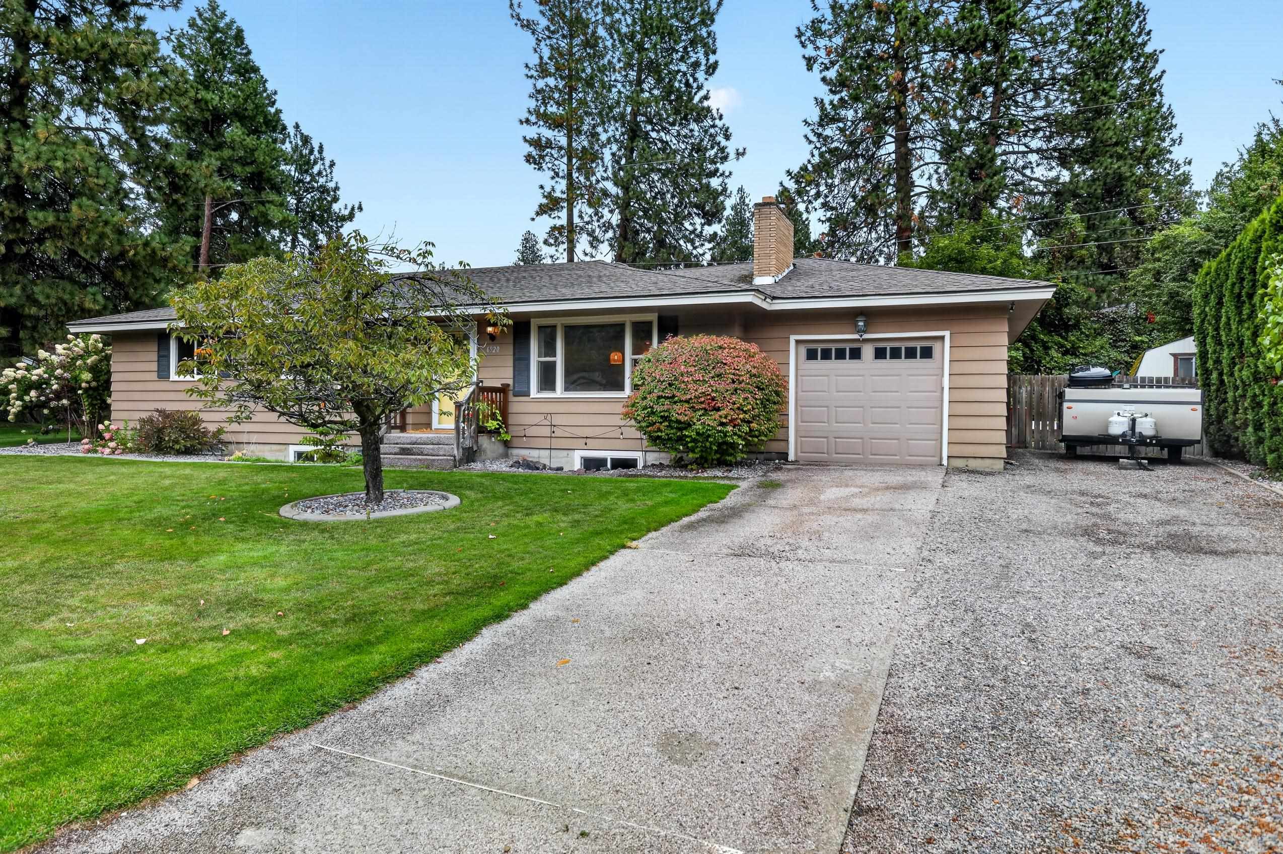 6920 N Fox Point Dr - Photo 2