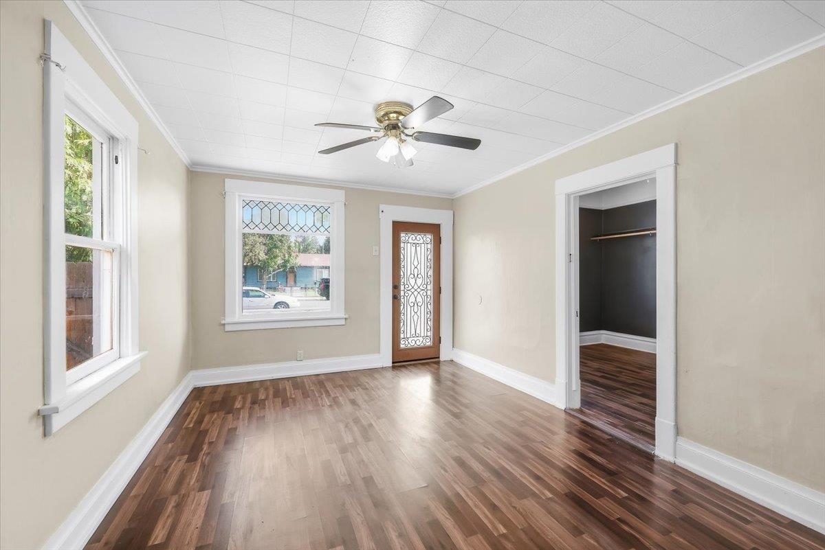 2923 N Smith St - Photo 5