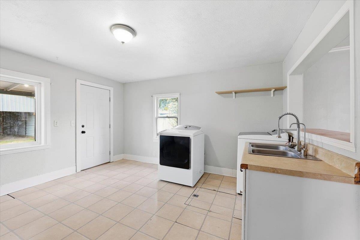 2923 N Smith St - Photo 14