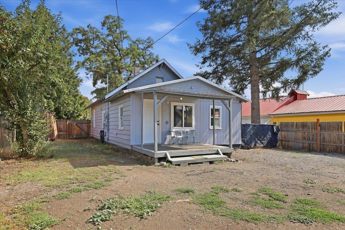2923 N Smith St - Photo 24