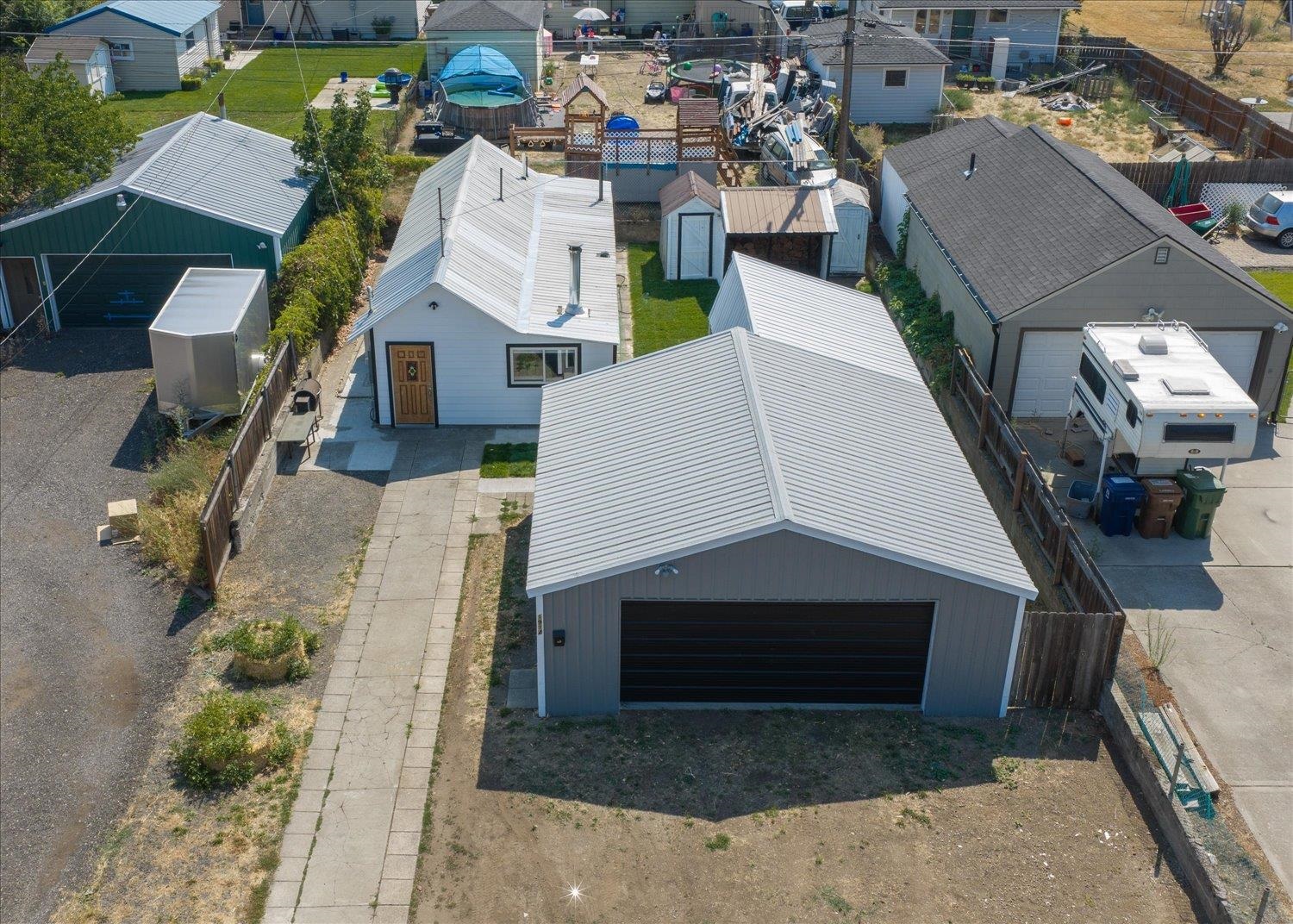 1914 E Heroy Ave - Photo 32