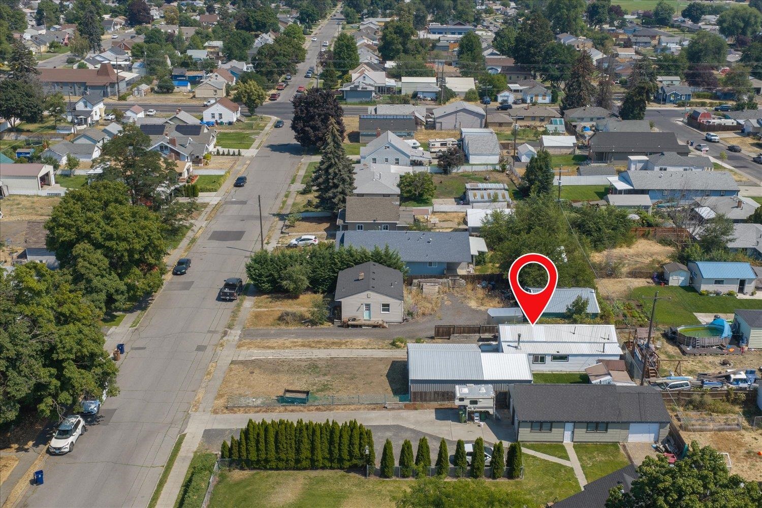 1914 E Heroy Ave - Photo 33
