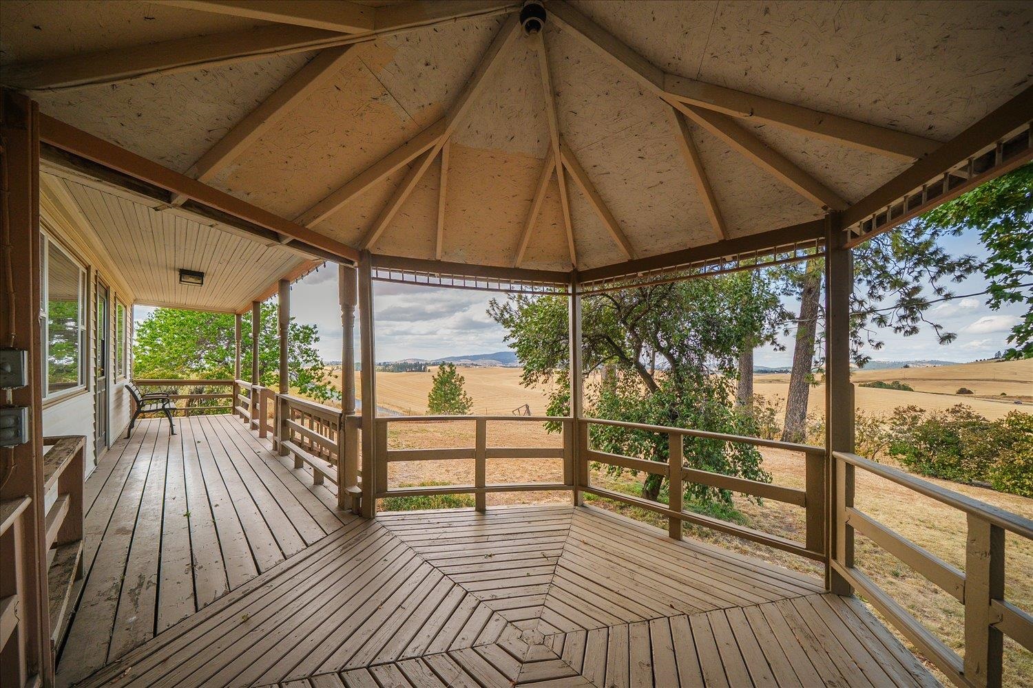15110 E Stoughton Rd - Photo 18