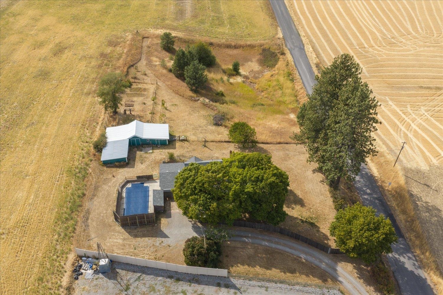 15110 E Stoughton Rd - Photo 46