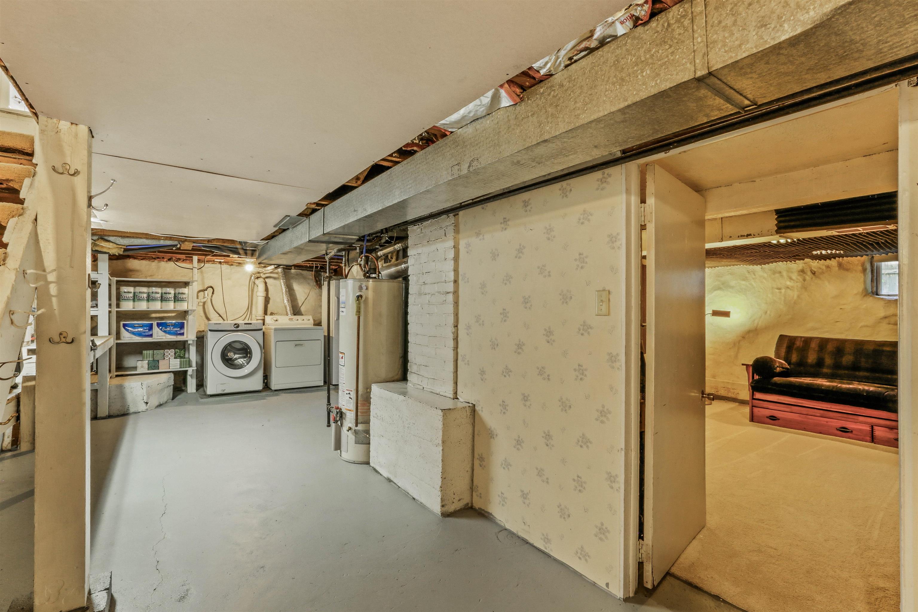 975 E 9th Ave - Photo 22