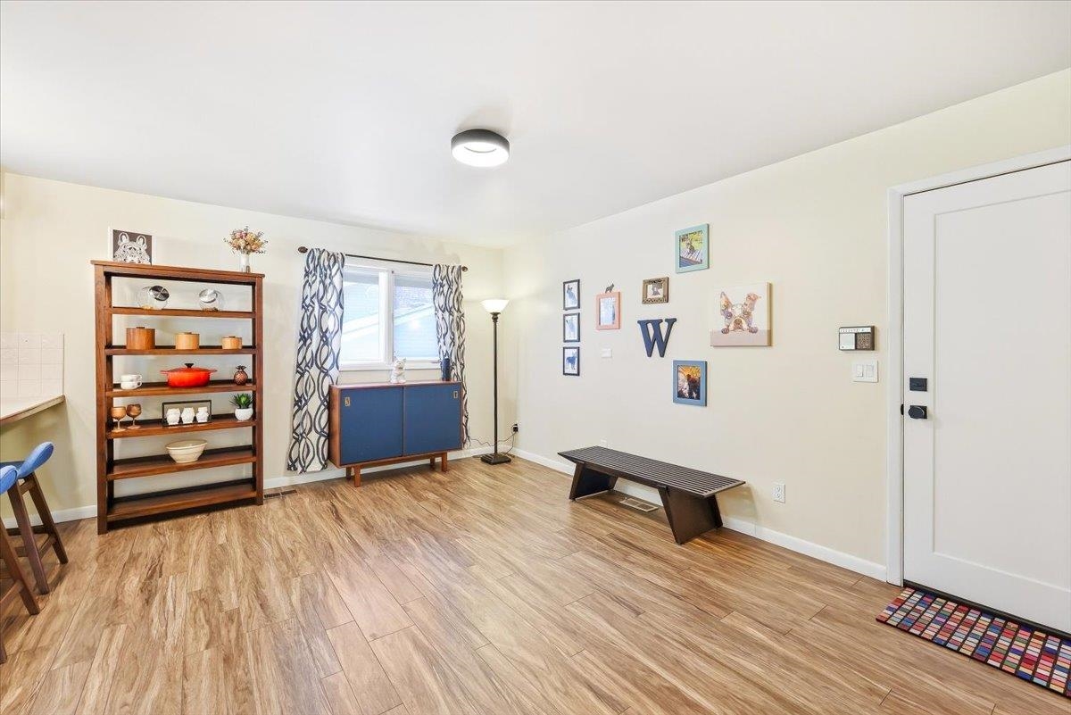1817 E 55th Ave - Photo 9