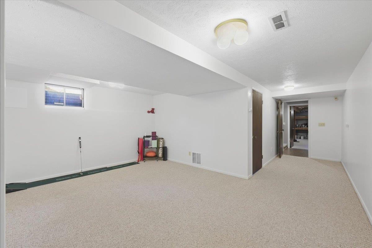 1817 E 55th Ave - Photo 26