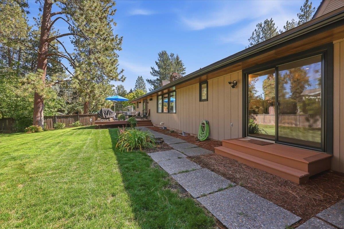 1817 E 55th Ave - Photo 31