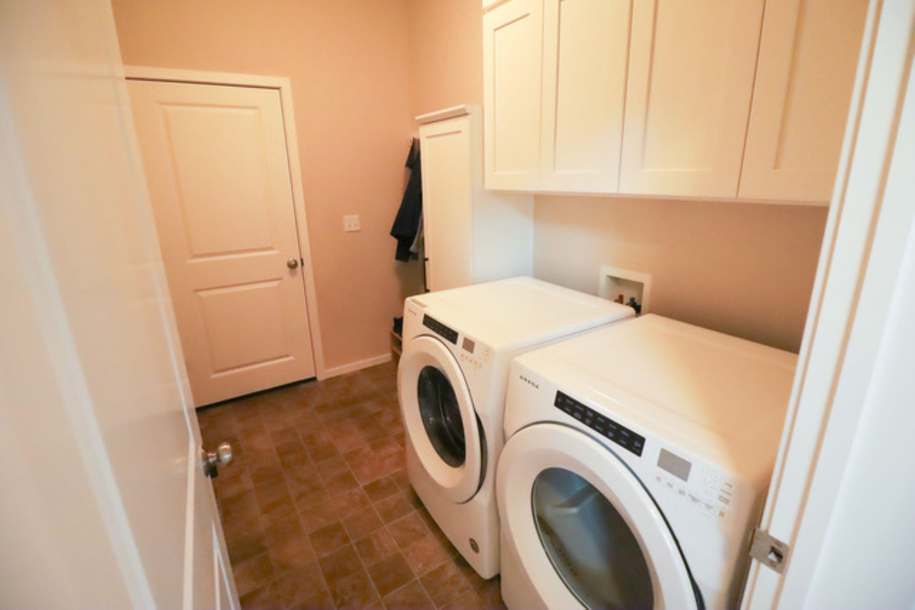 325 E Parker Ct - Photo 5