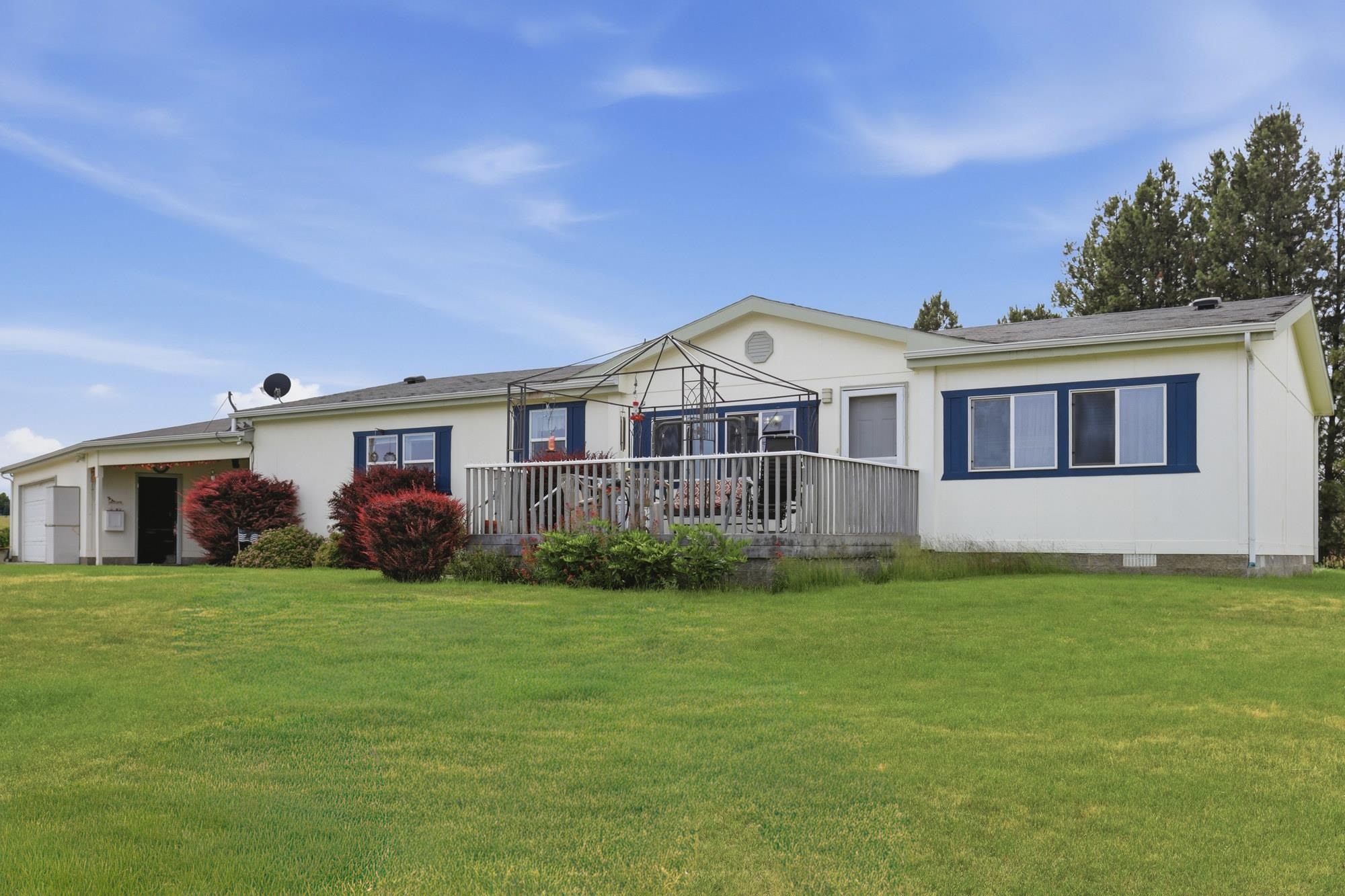 1702 W Denison-Chattaroy Rd - Photo 2