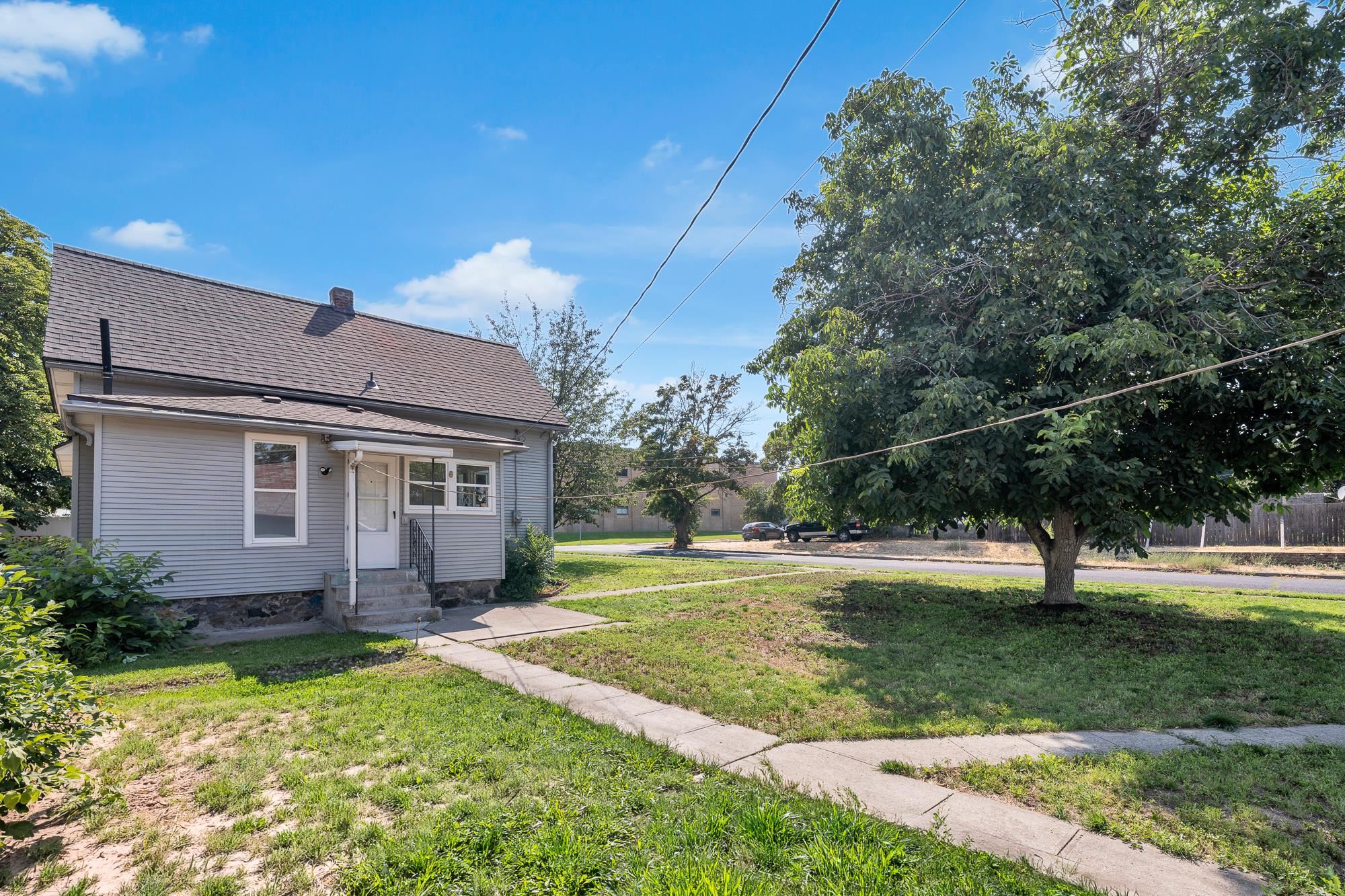 1128 W MANSFIELD Ave - Photo 42