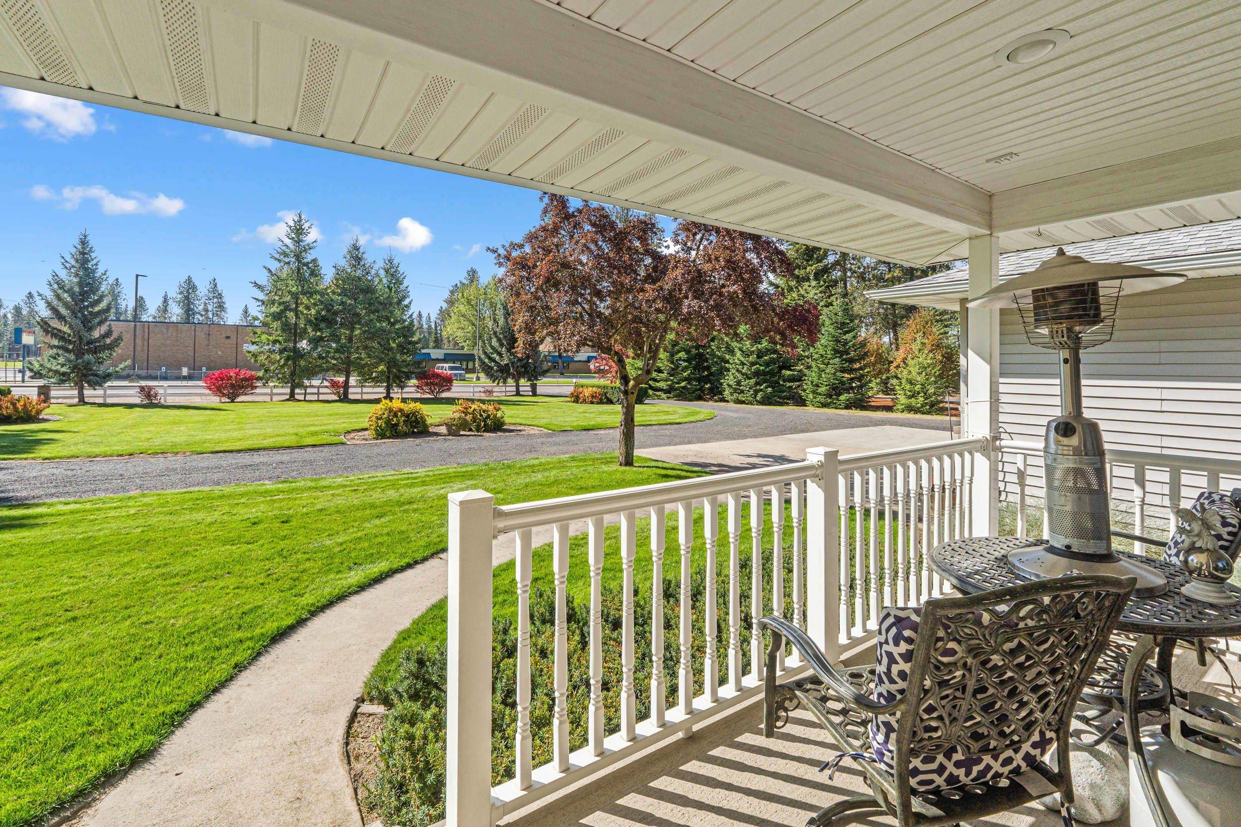 4605 E Greenbluff Rd - Photo 8