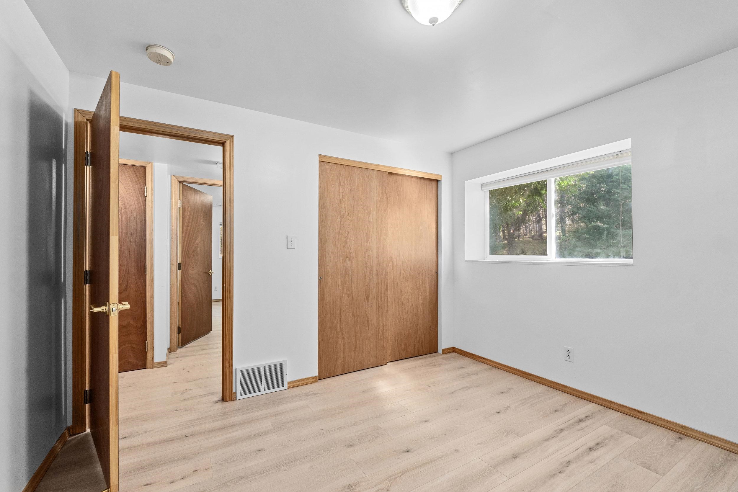 4605 E Greenbluff Rd - Photo 23