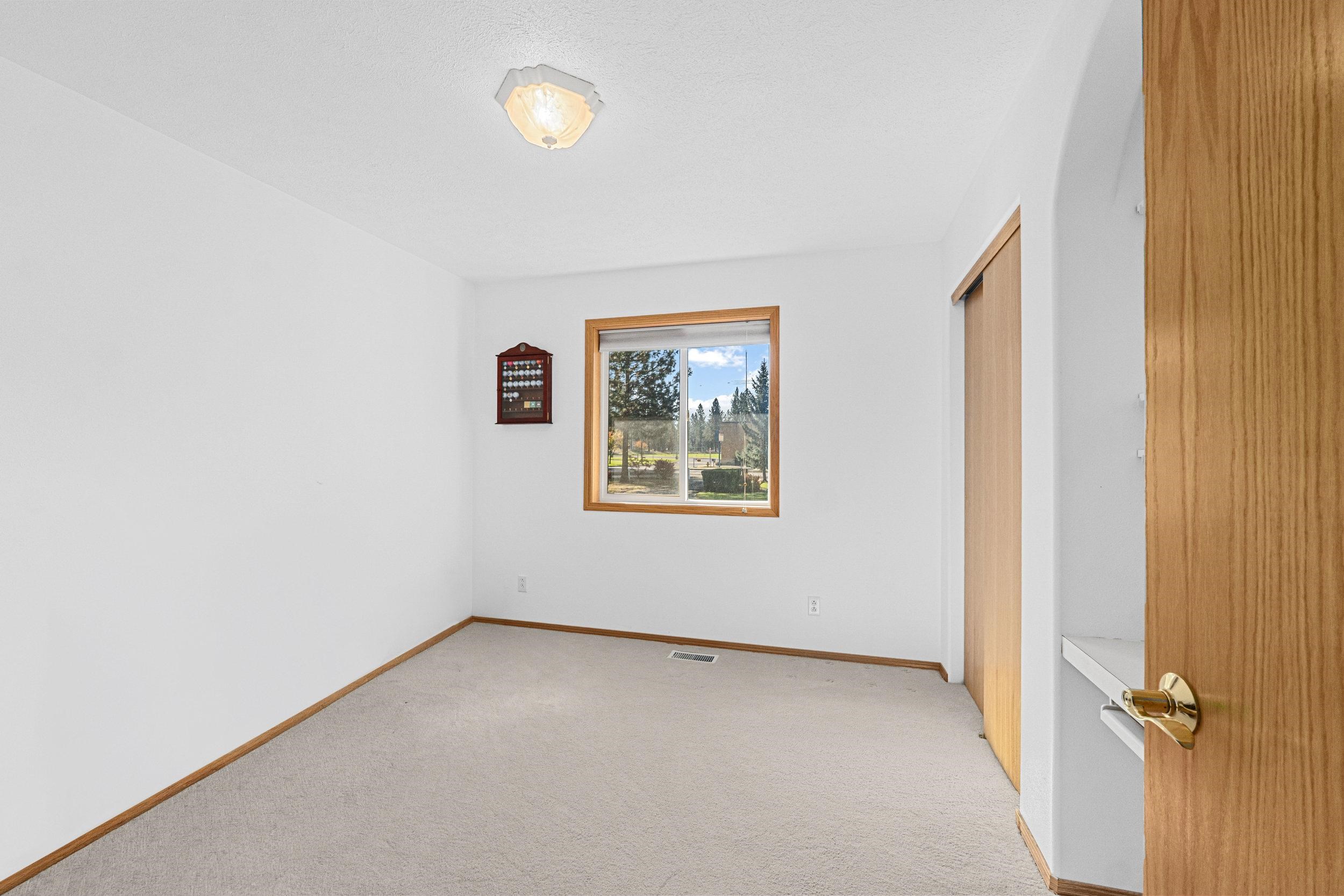 4605 E Greenbluff Rd - Photo 25