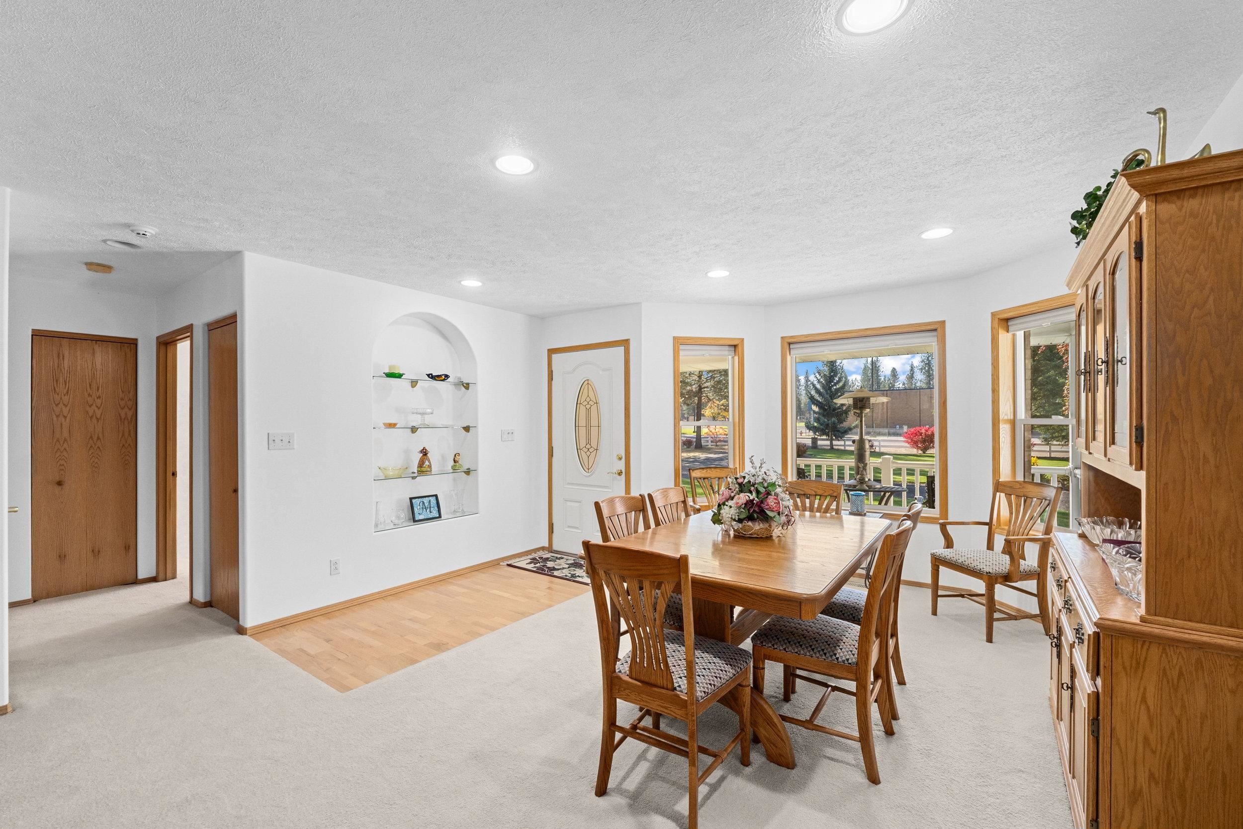 4605 E Greenbluff Rd - Photo 10