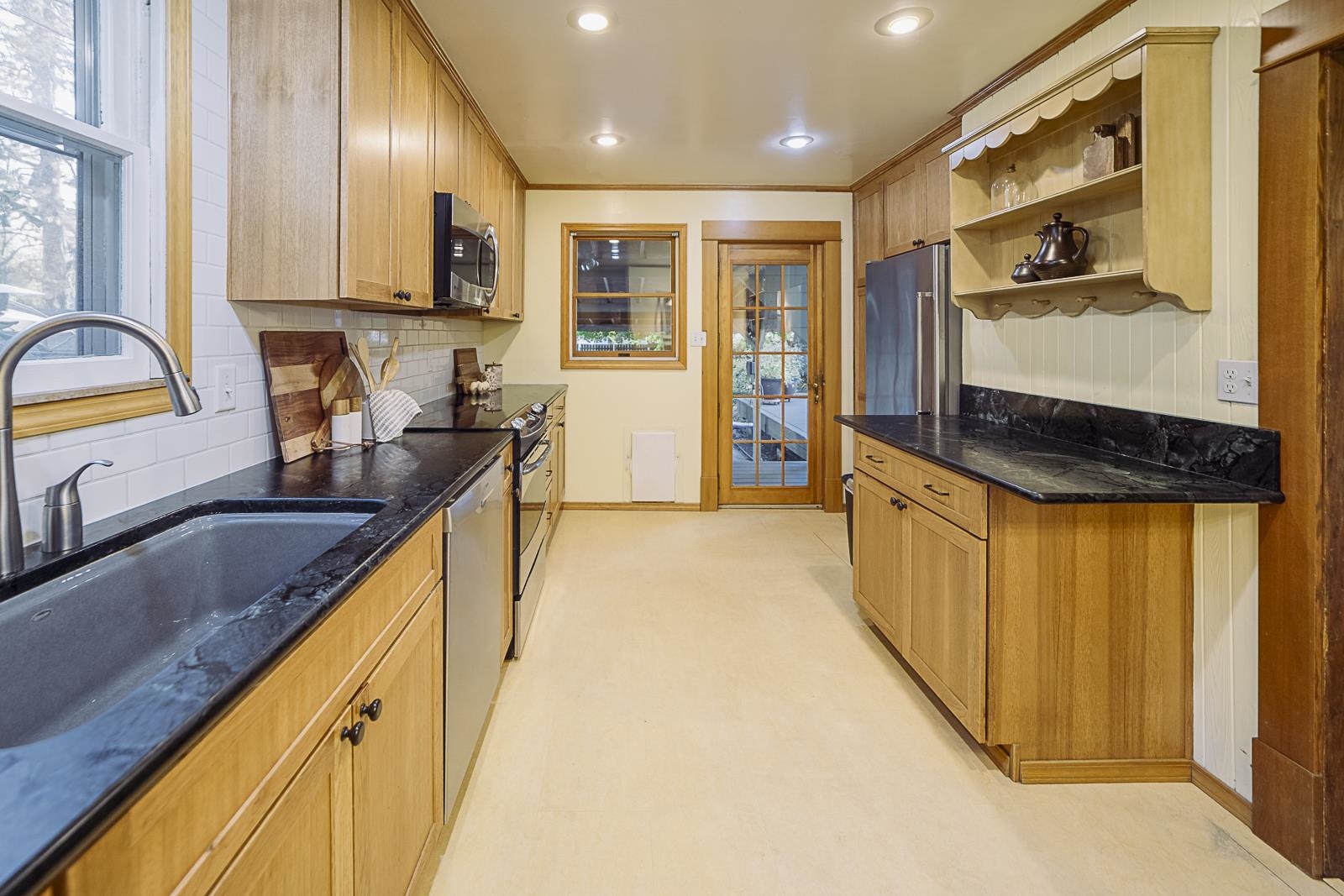 1412 S Tacoma St - Photo 18