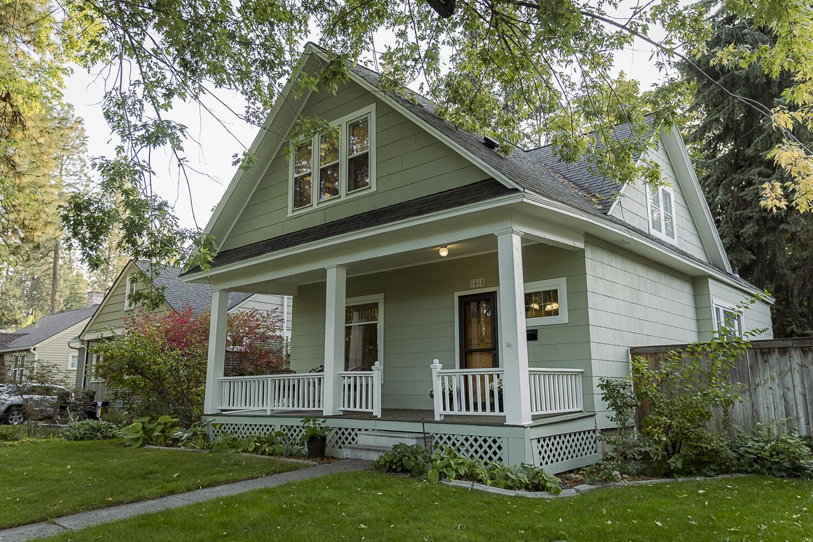 1412 S Tacoma St - Photo 2