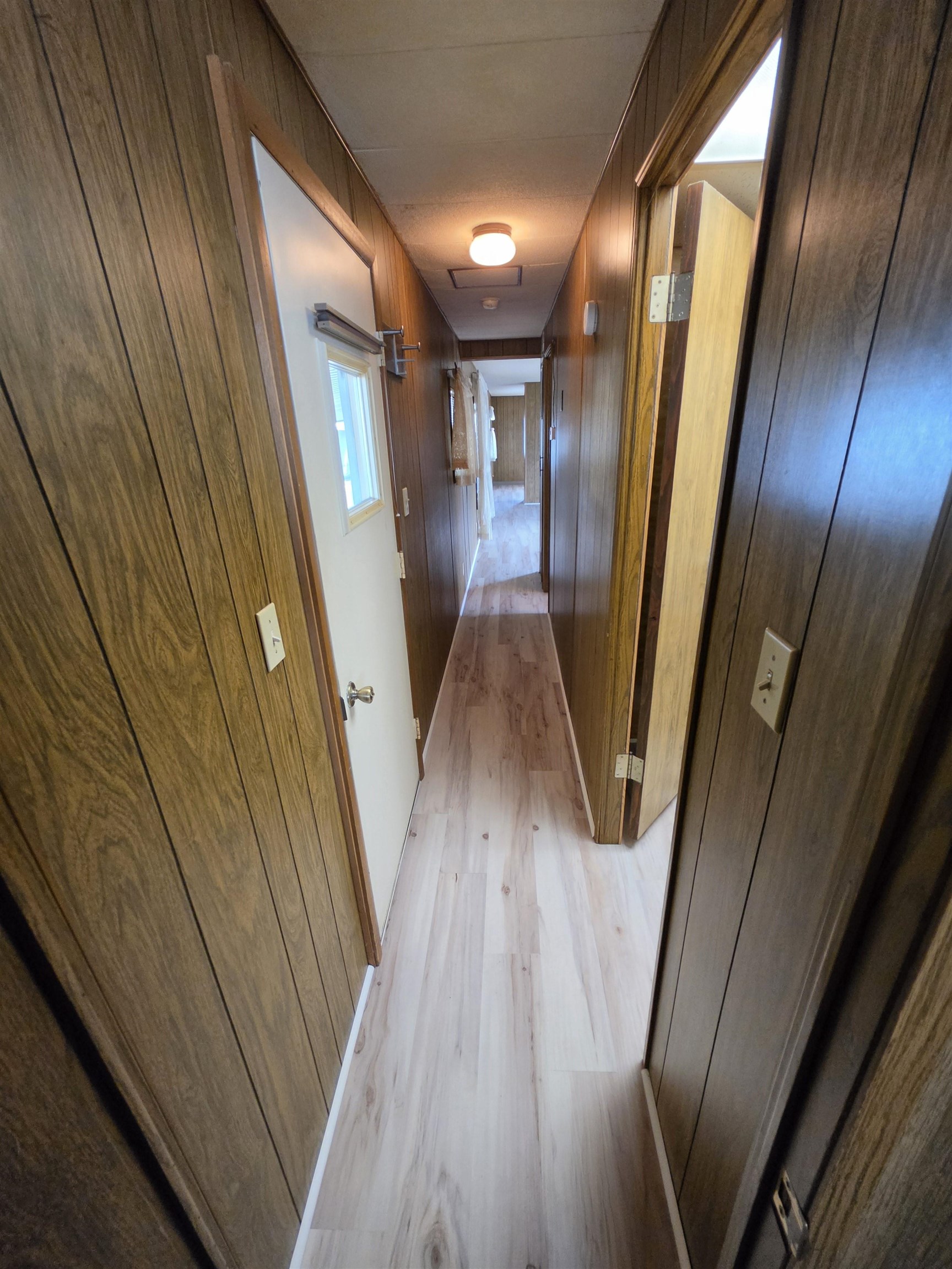 1205 E LYONS AVE Ave - Photo 9