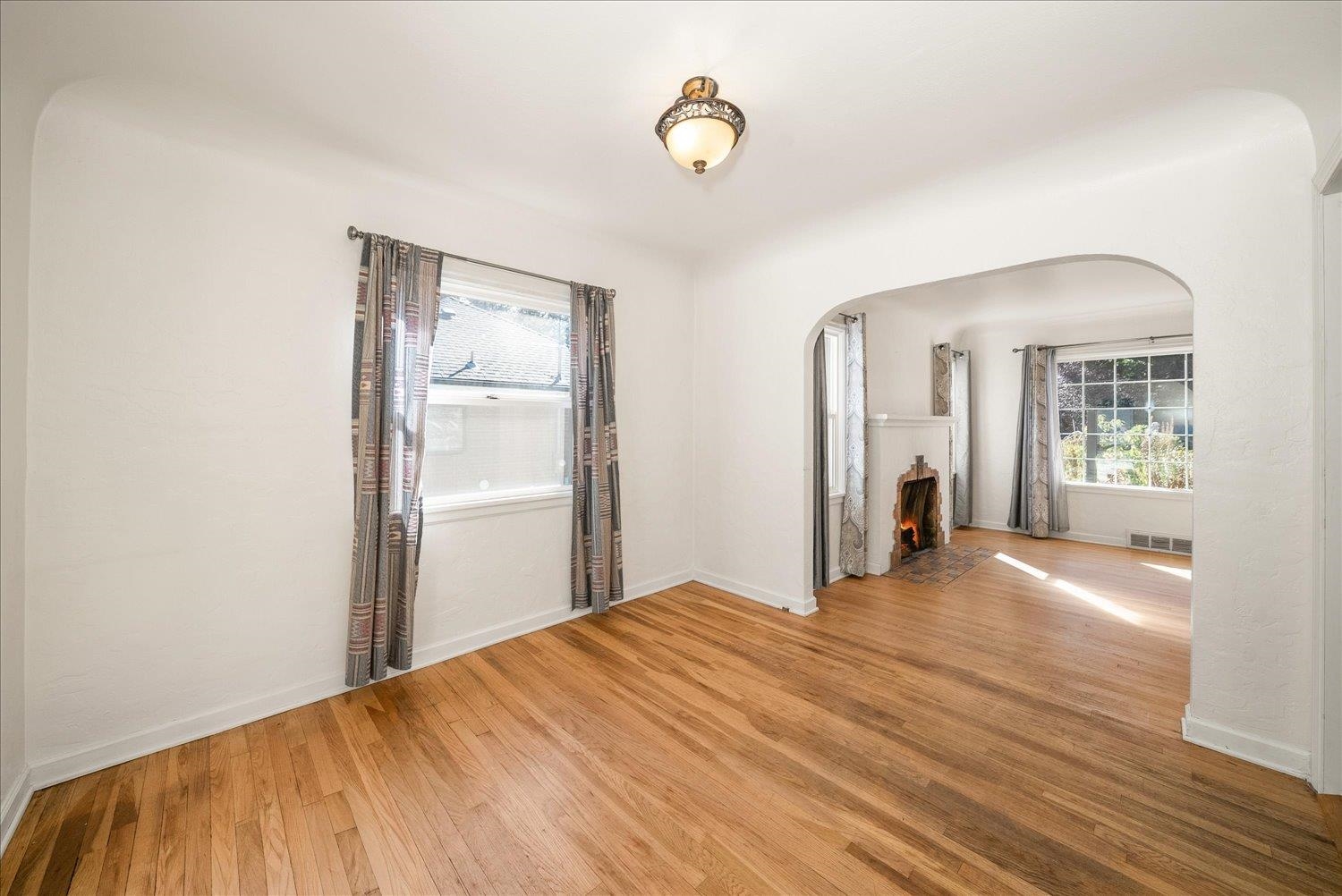 929 E 19th Ave - Photo 15