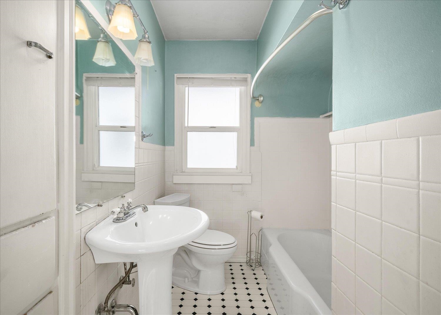 929 E 19th Ave - Photo 20