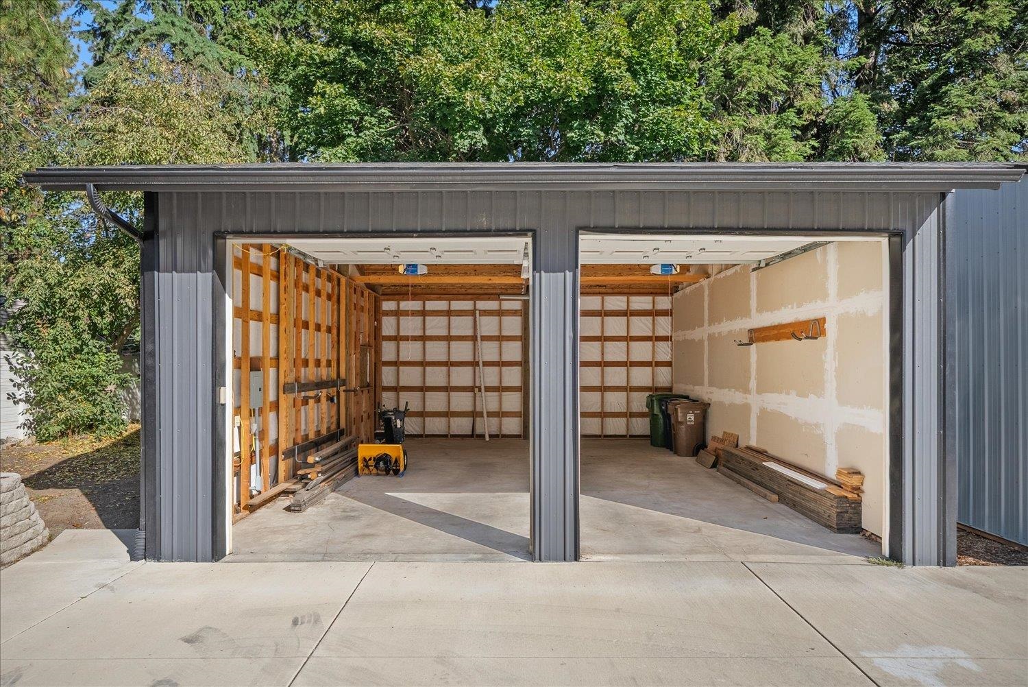 929 E 19th Ave - Photo 40