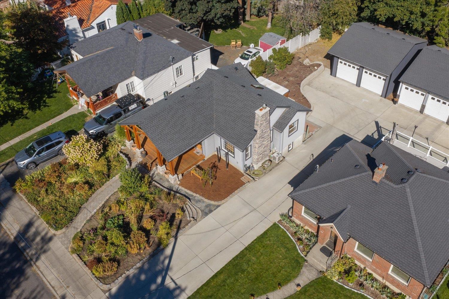 929 E 19th Ave - Photo 43