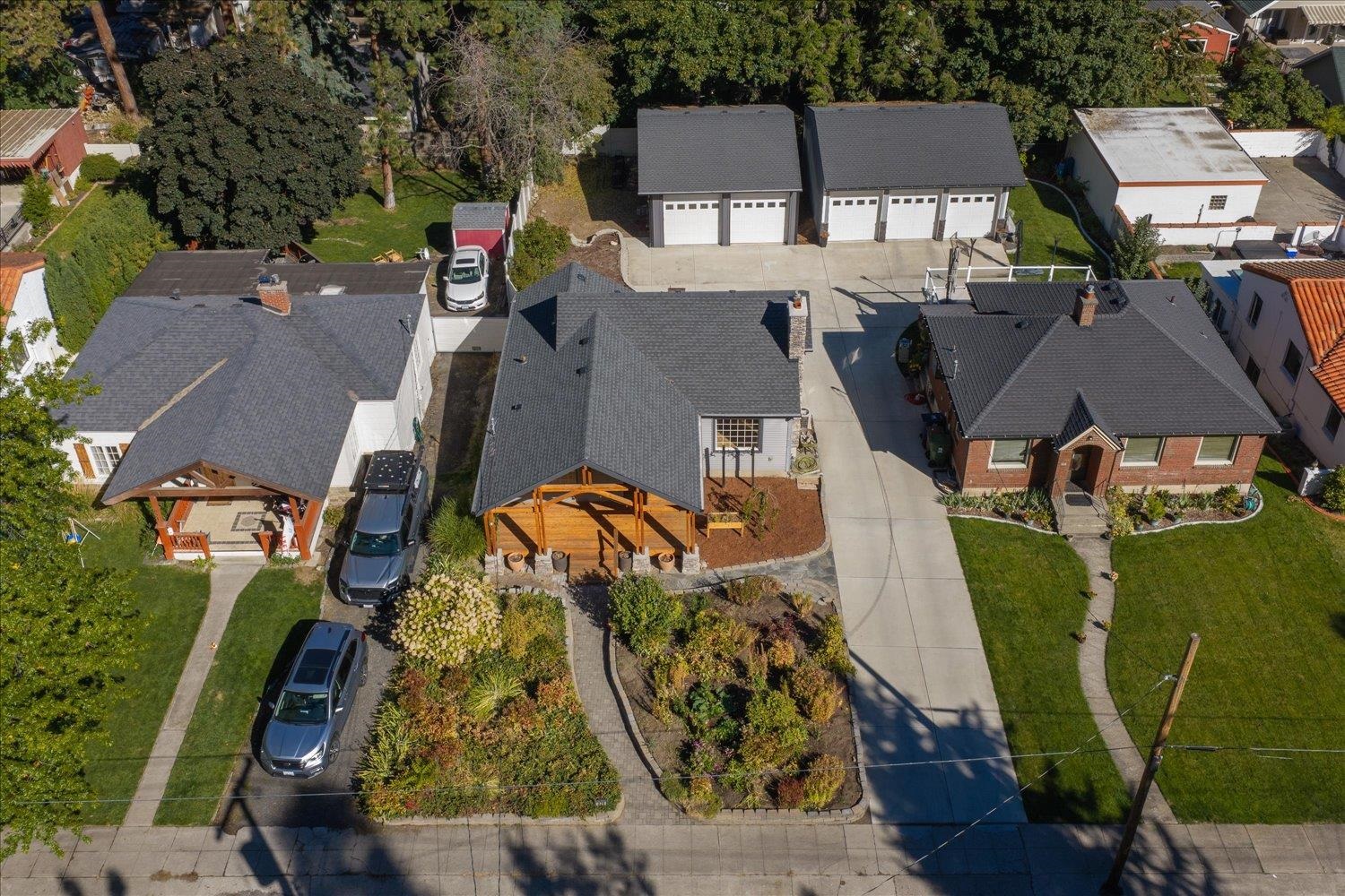 929 E 19th Ave - Photo 44