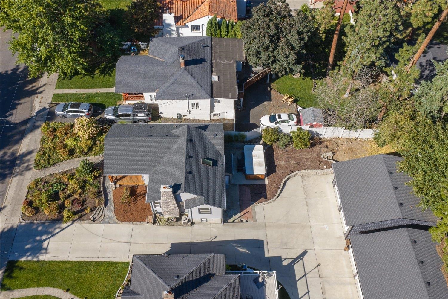 929 E 19th Ave - Photo 45