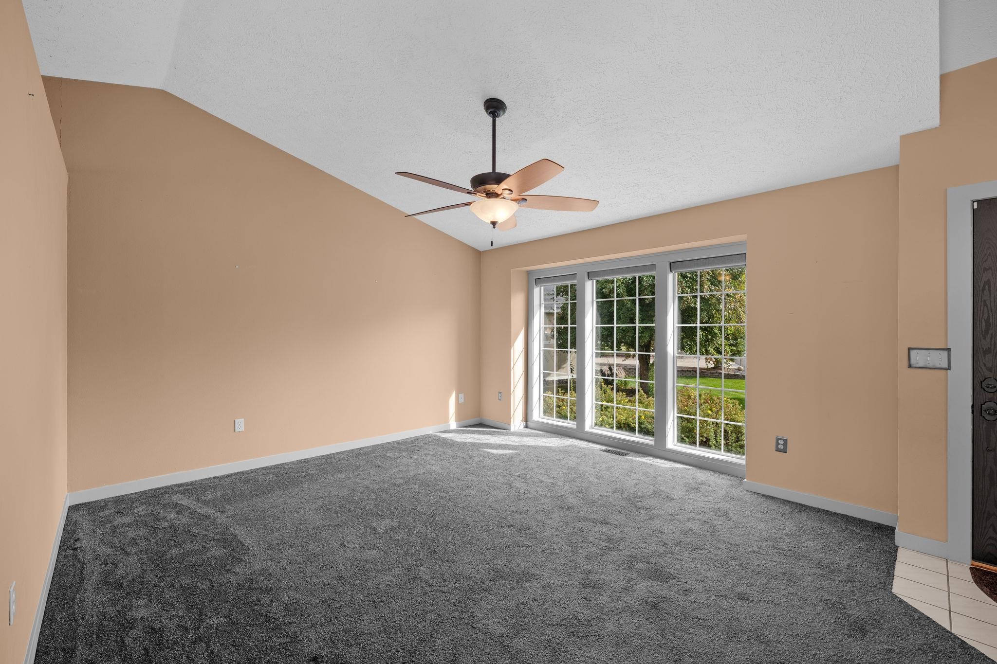 3405 E Buckley Ct - Photo 5