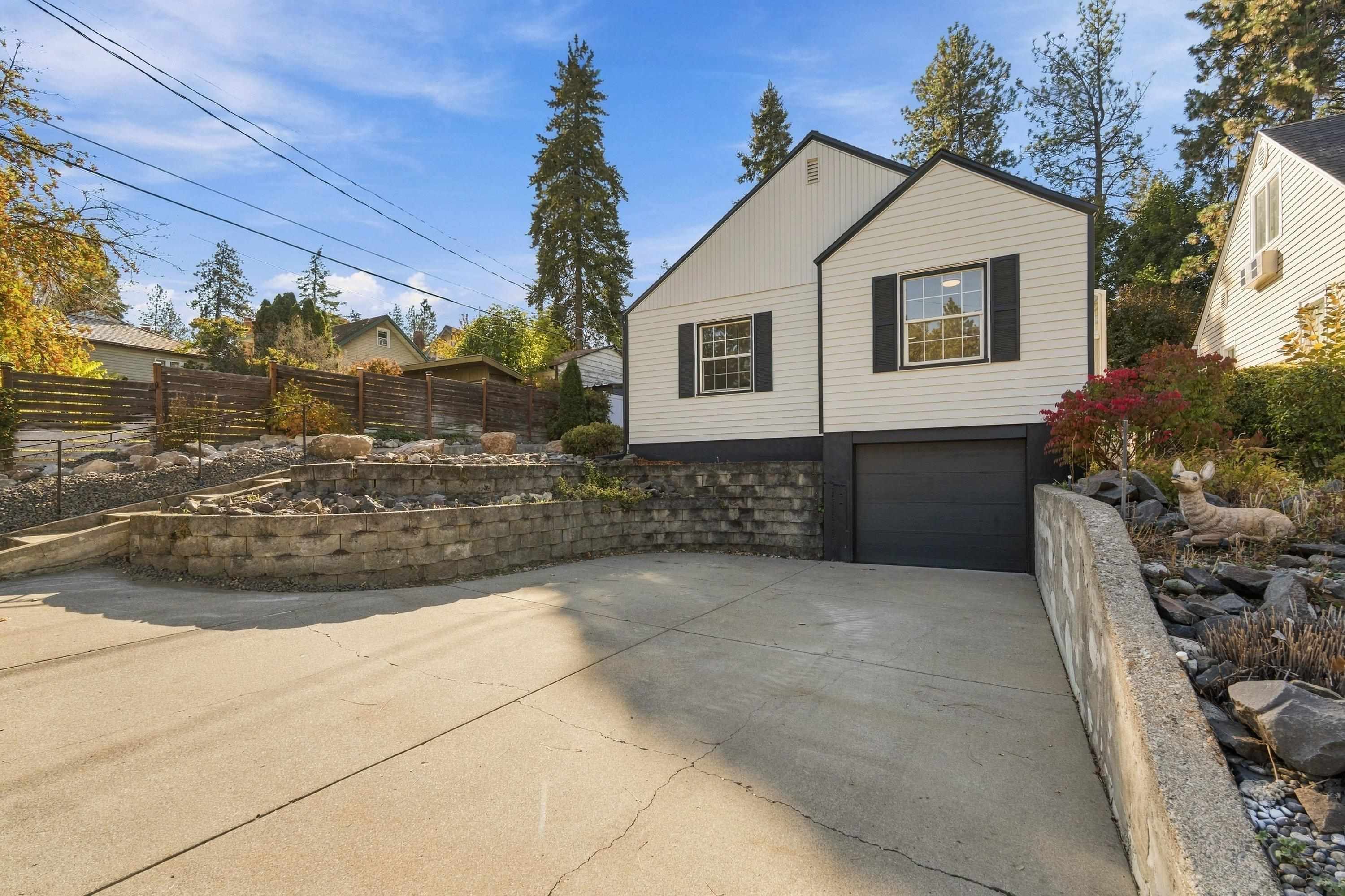 1419 W 17th Ave - Photo 2
