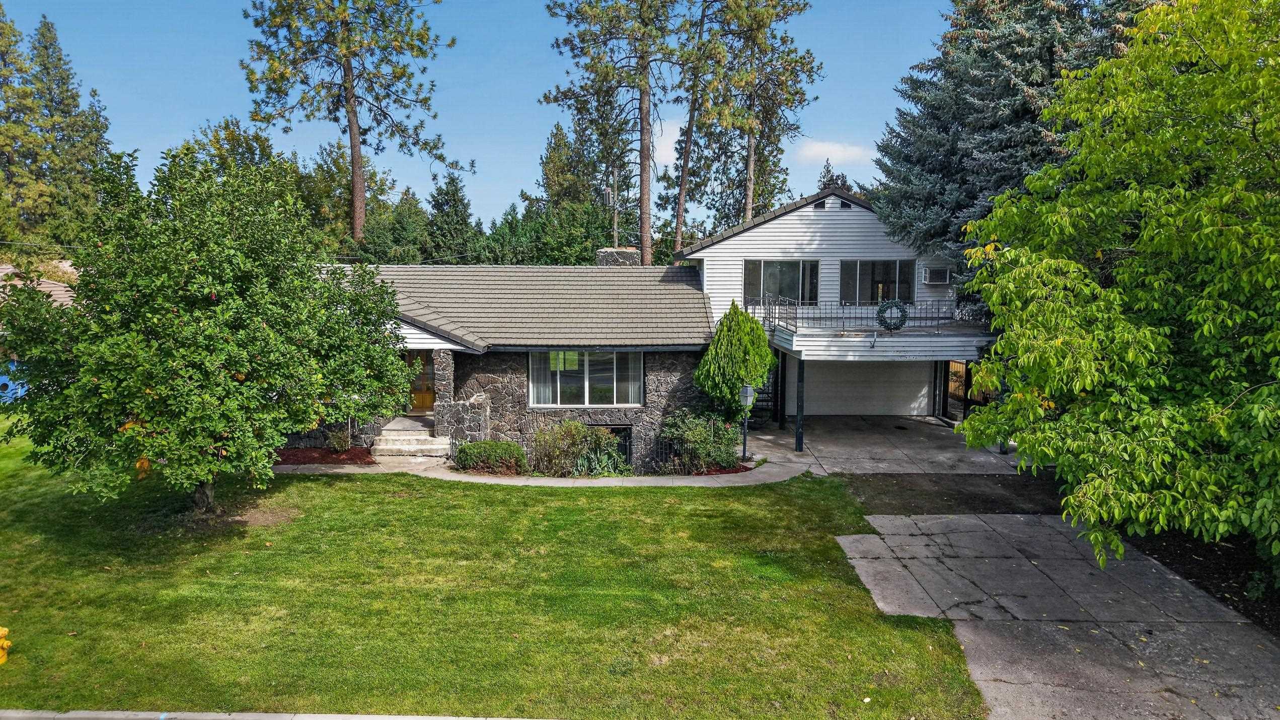 105 E High Dr - Photo 20