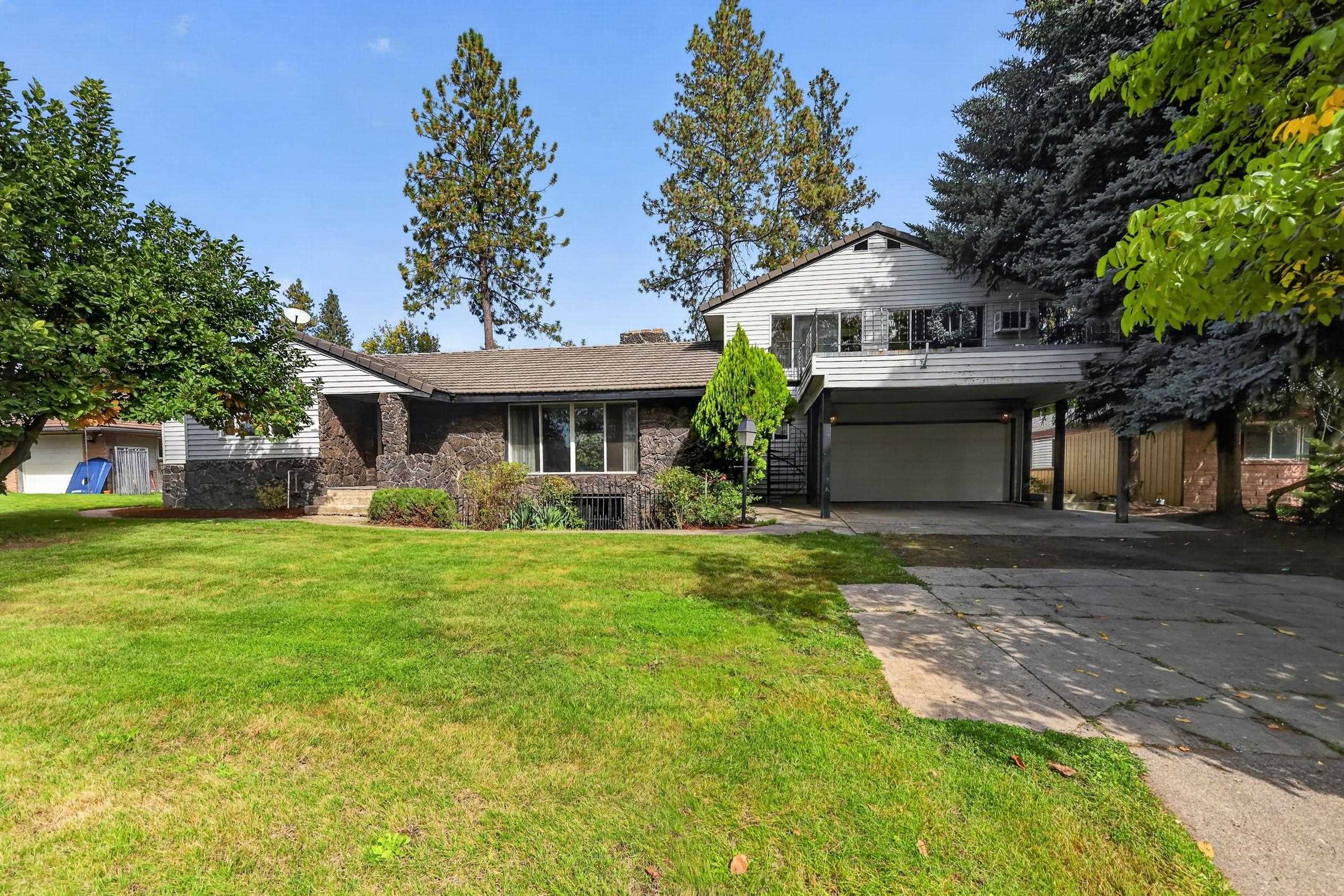 Listing photo for 105 E High Dr, Spokane