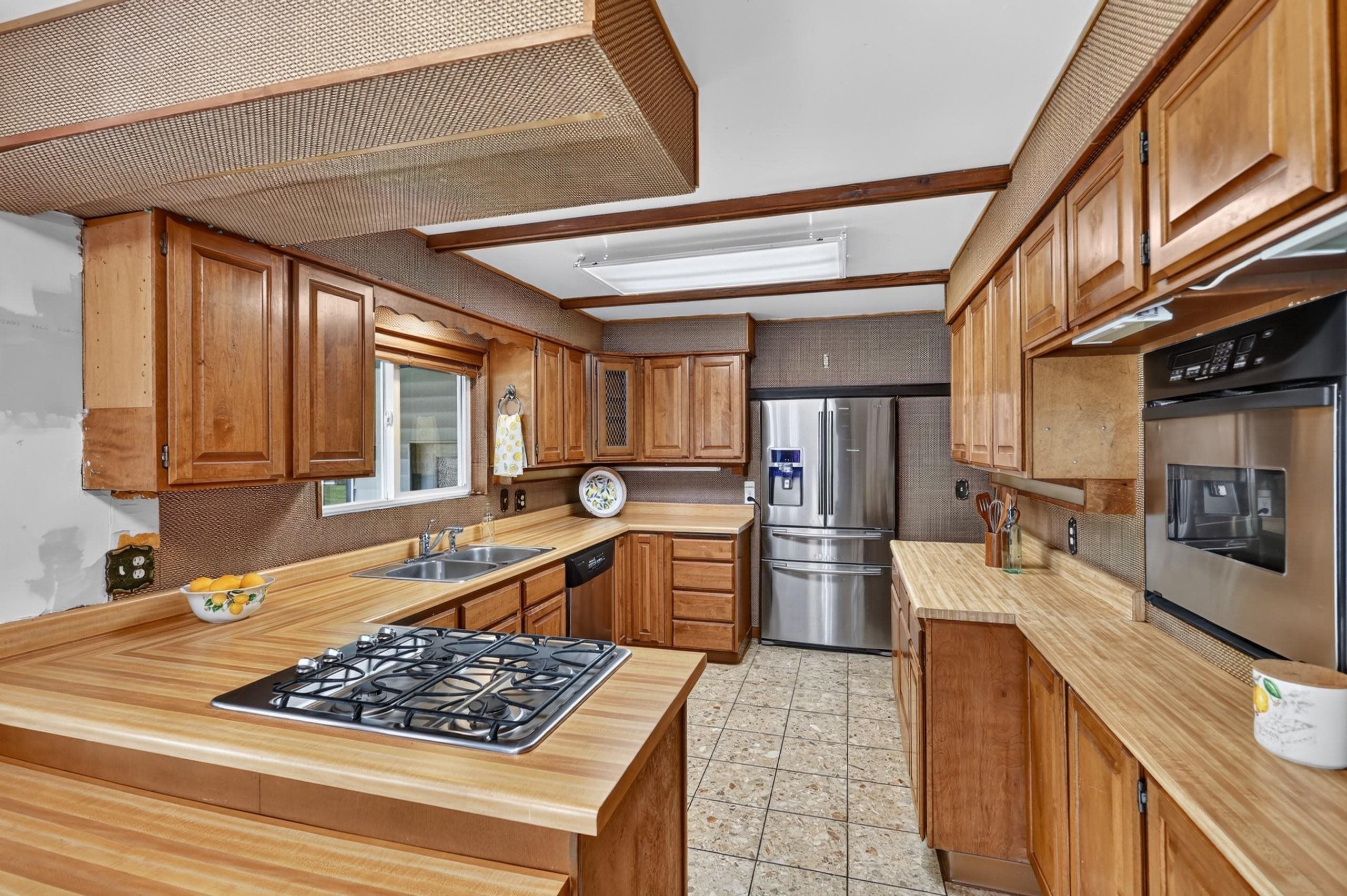105 E High Dr - Photo 9