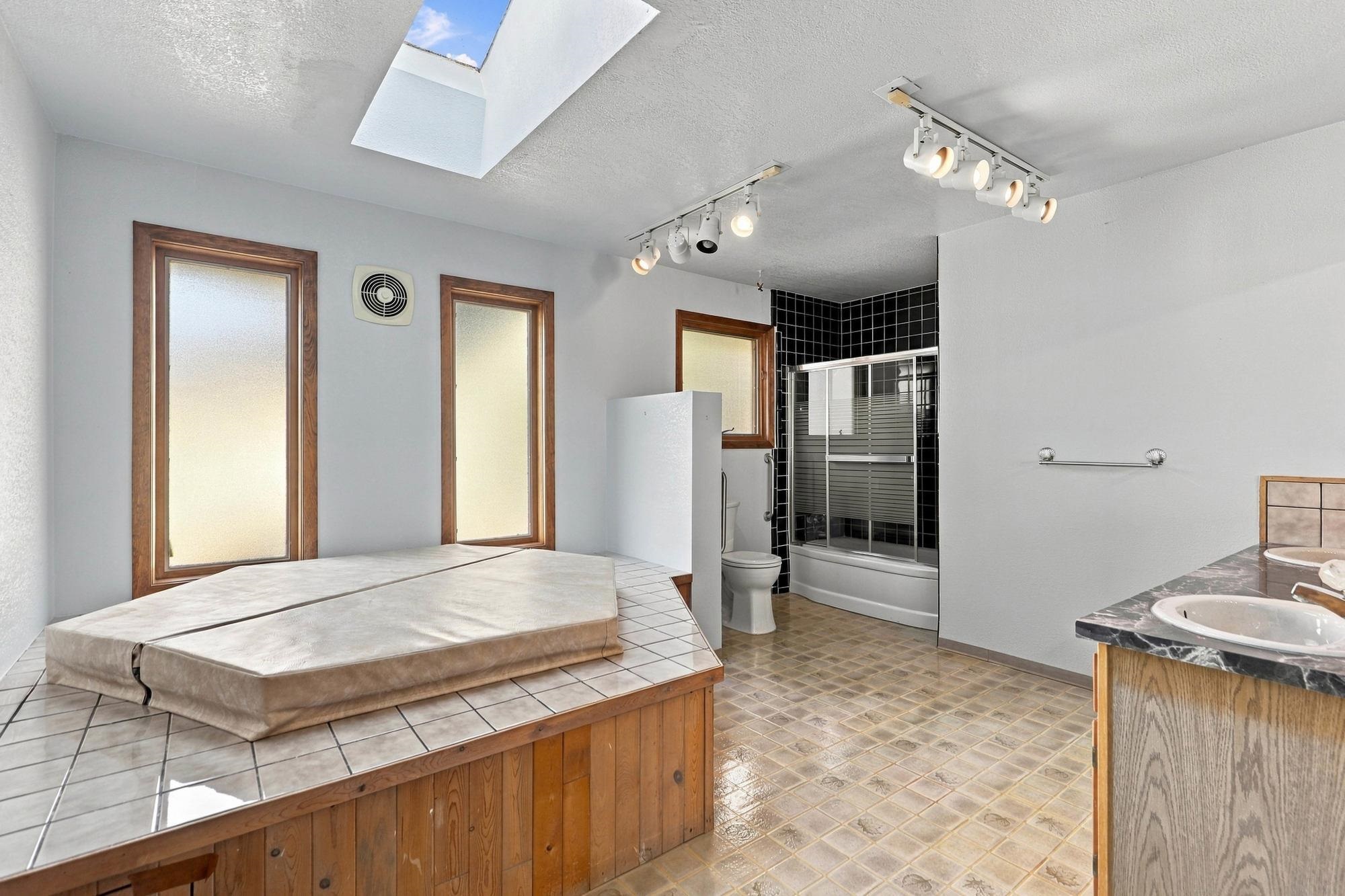 3908 E 22nd Ave - Photo 15