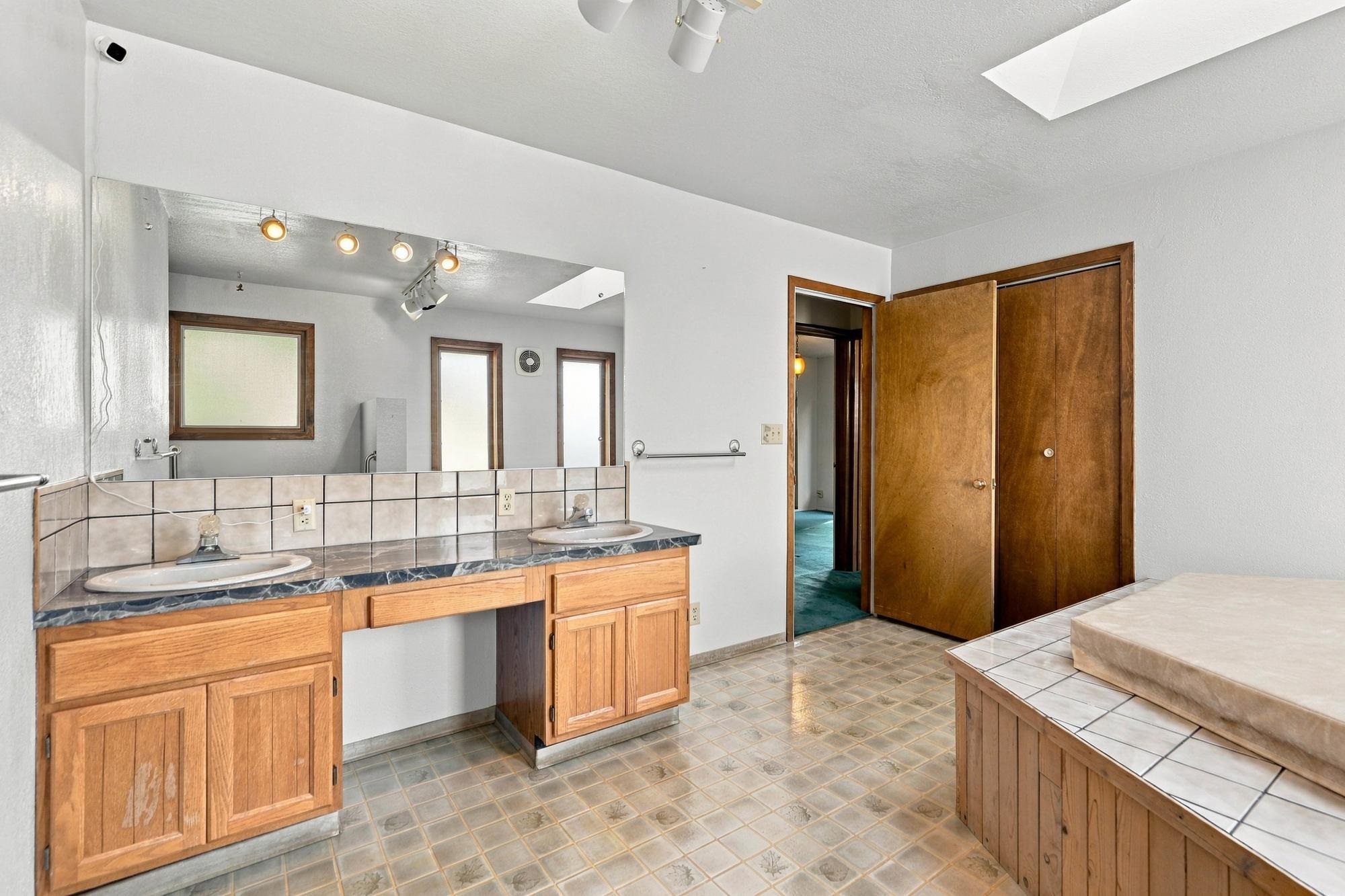 3908 E 22nd Ave - Photo 16