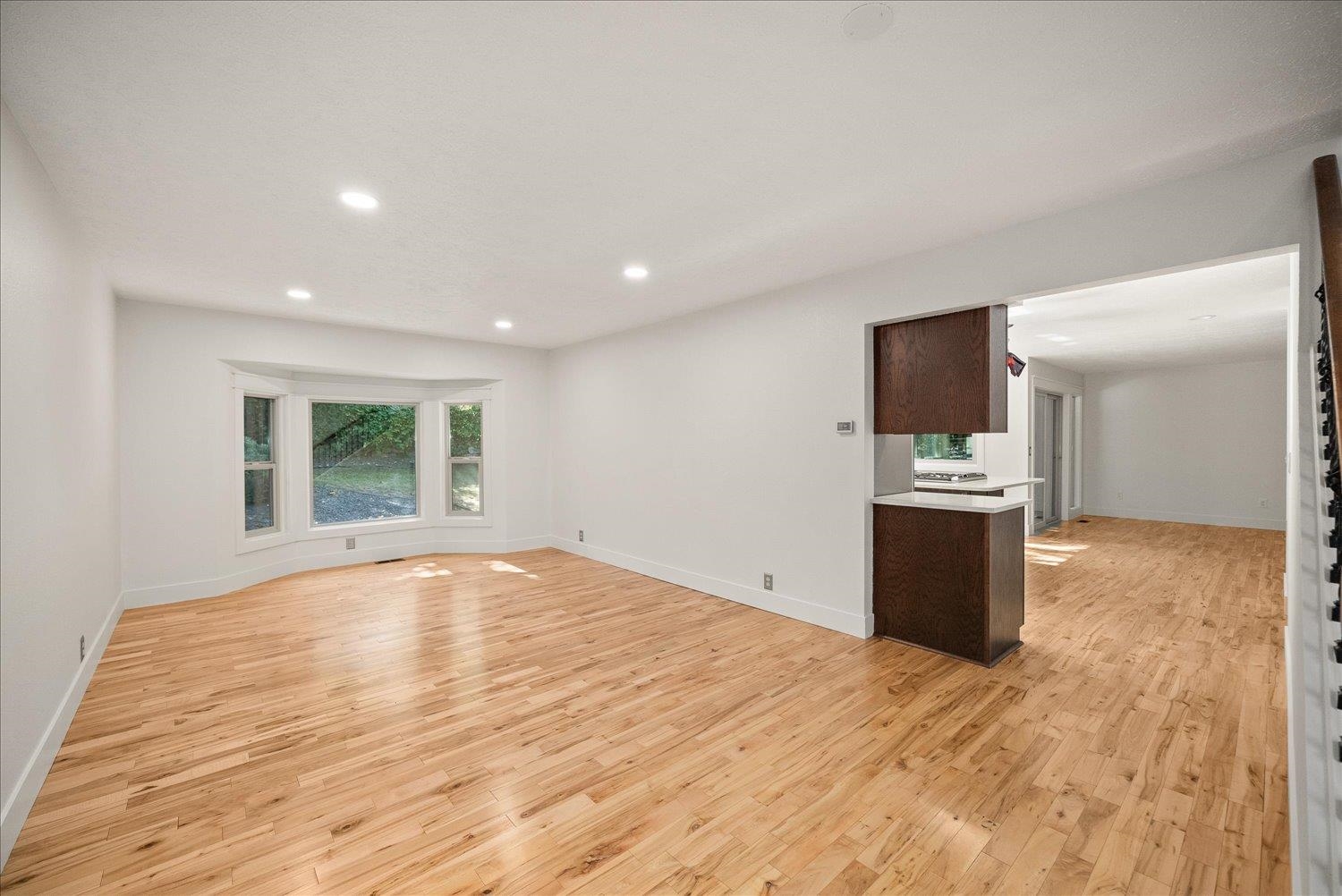 1114 E 19th Ave - Photo 4