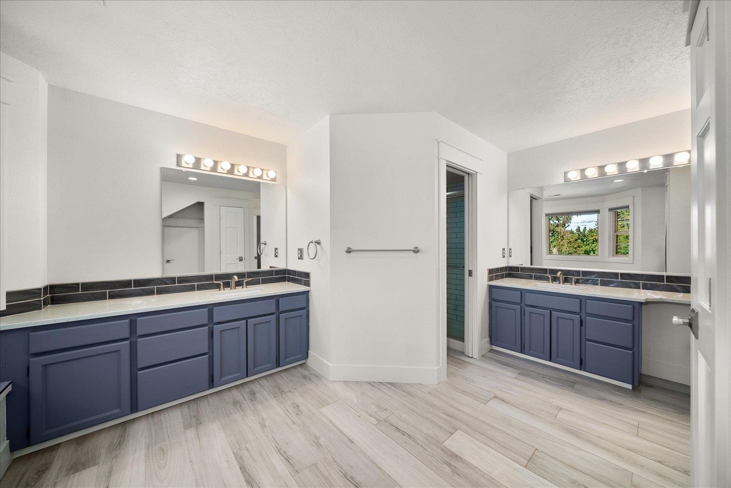 1114 E 19th Ave - Photo 21