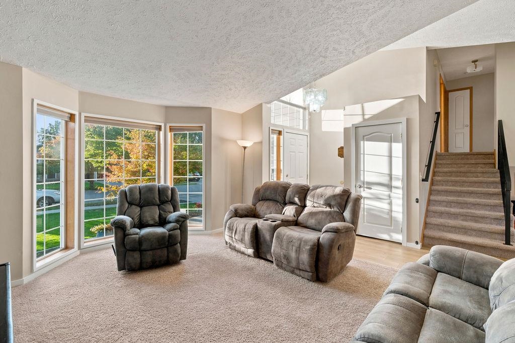 904 N Mitchell Ct - Photo 5