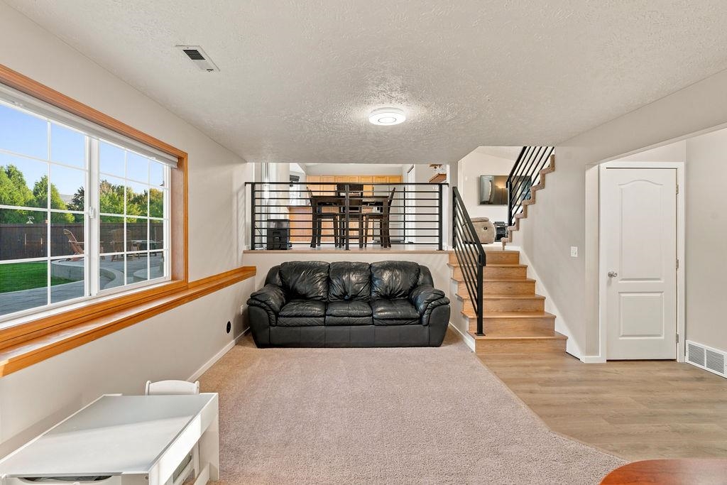 904 N Mitchell Ct - Photo 13