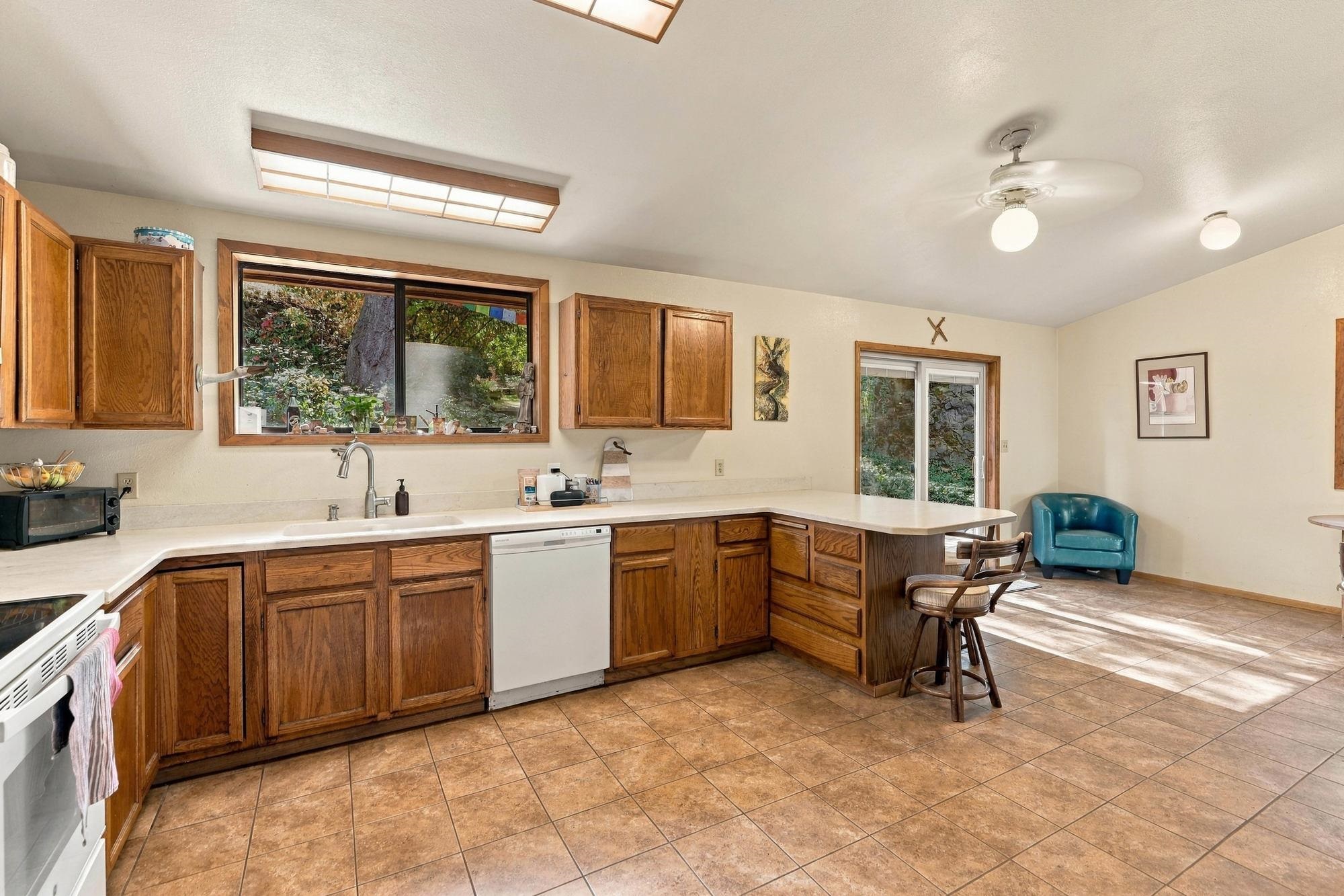 2624 E 18th Ave - Photo 11