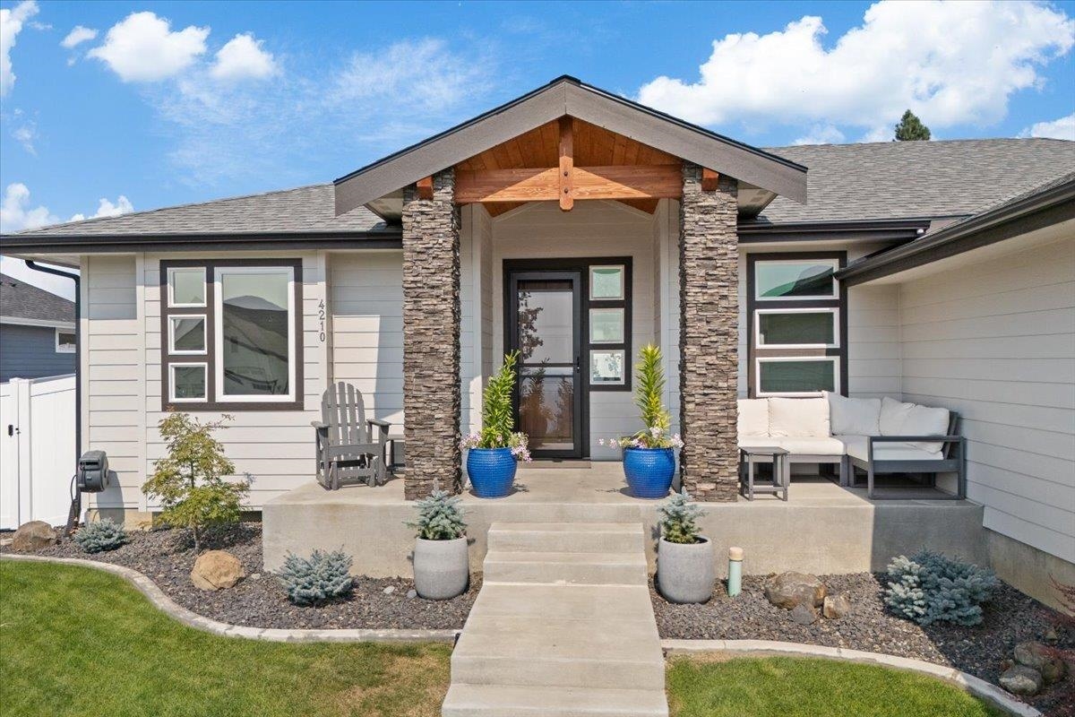 Listing photo for 4210 W Pine Cliff Dr, Spokane