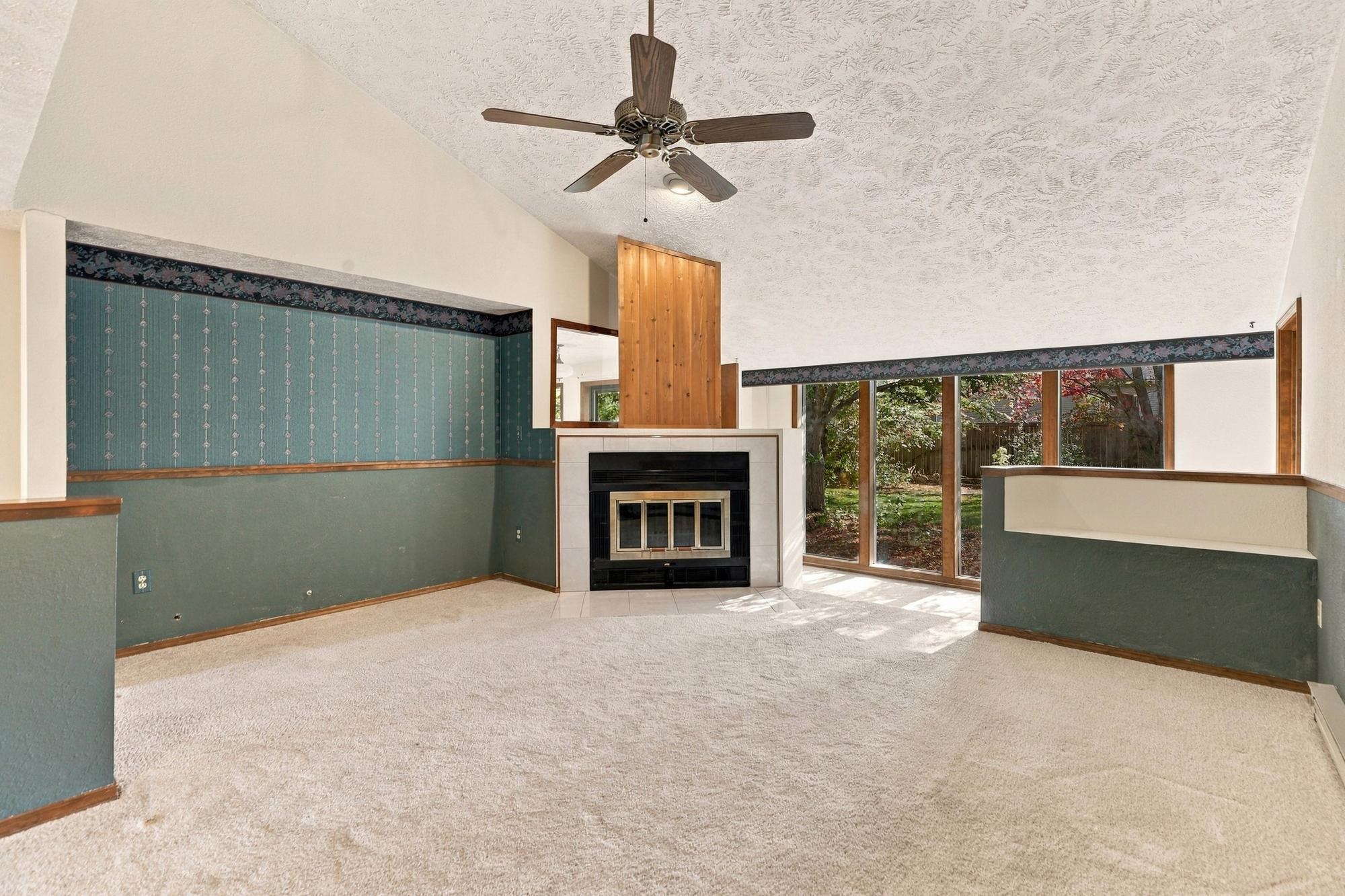 2110 E 56th Ct - Photo 7