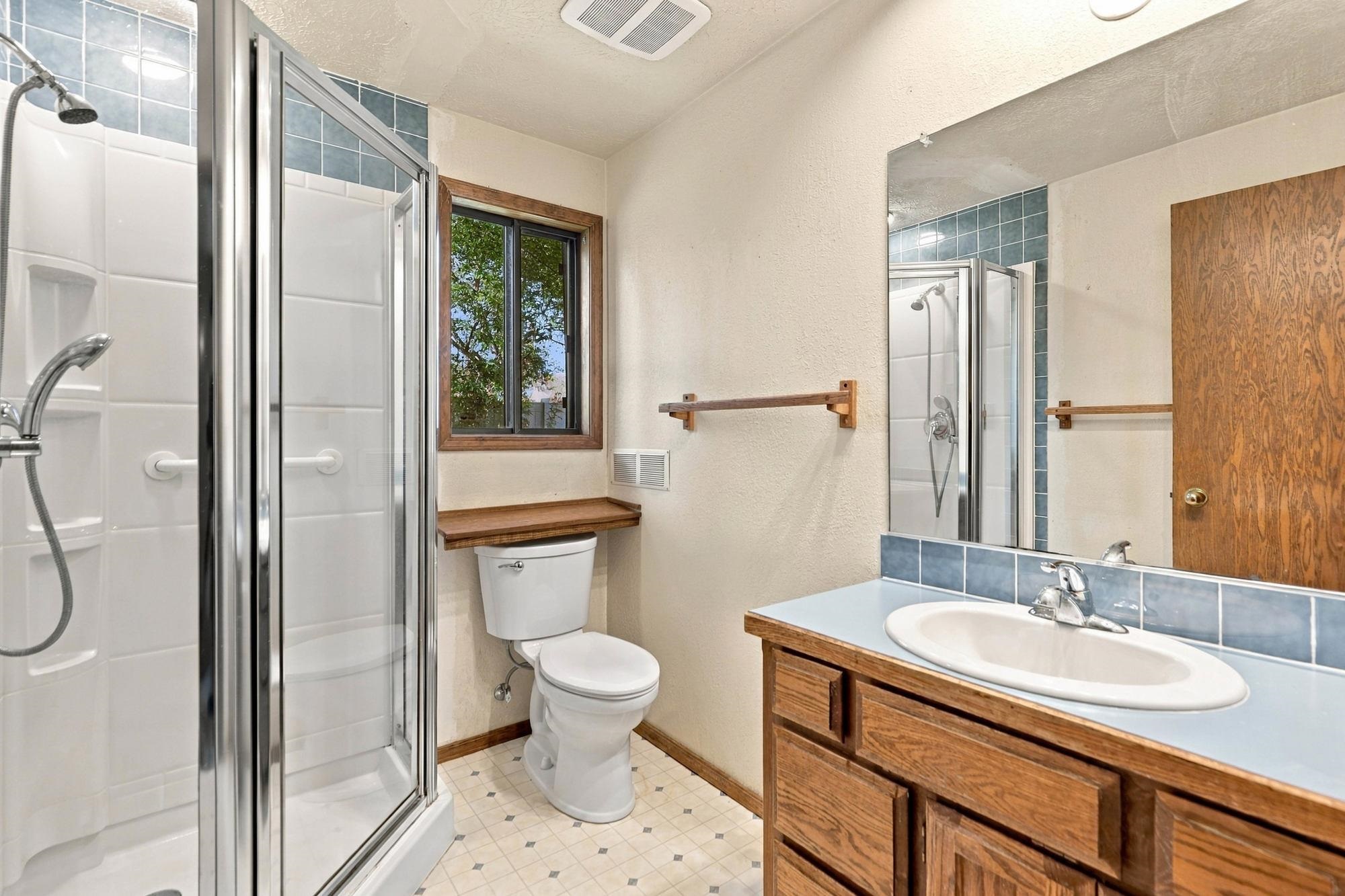 2110 E 56th Ct - Photo 22