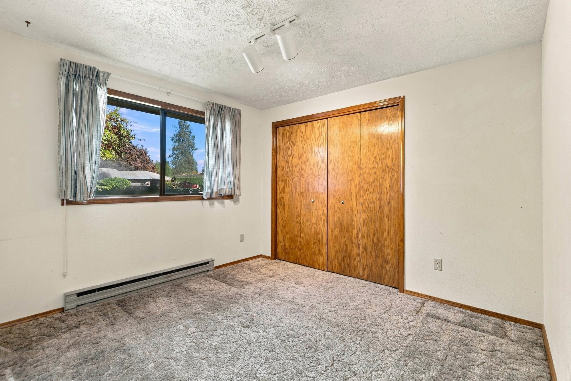 2110 E 56th Ct - Photo 25