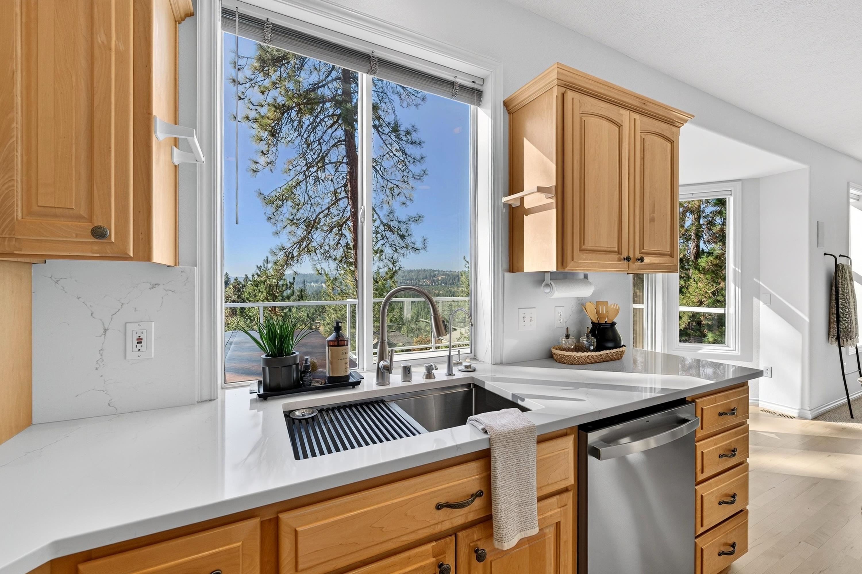 1306 E Blackwood Ln - Photo 5