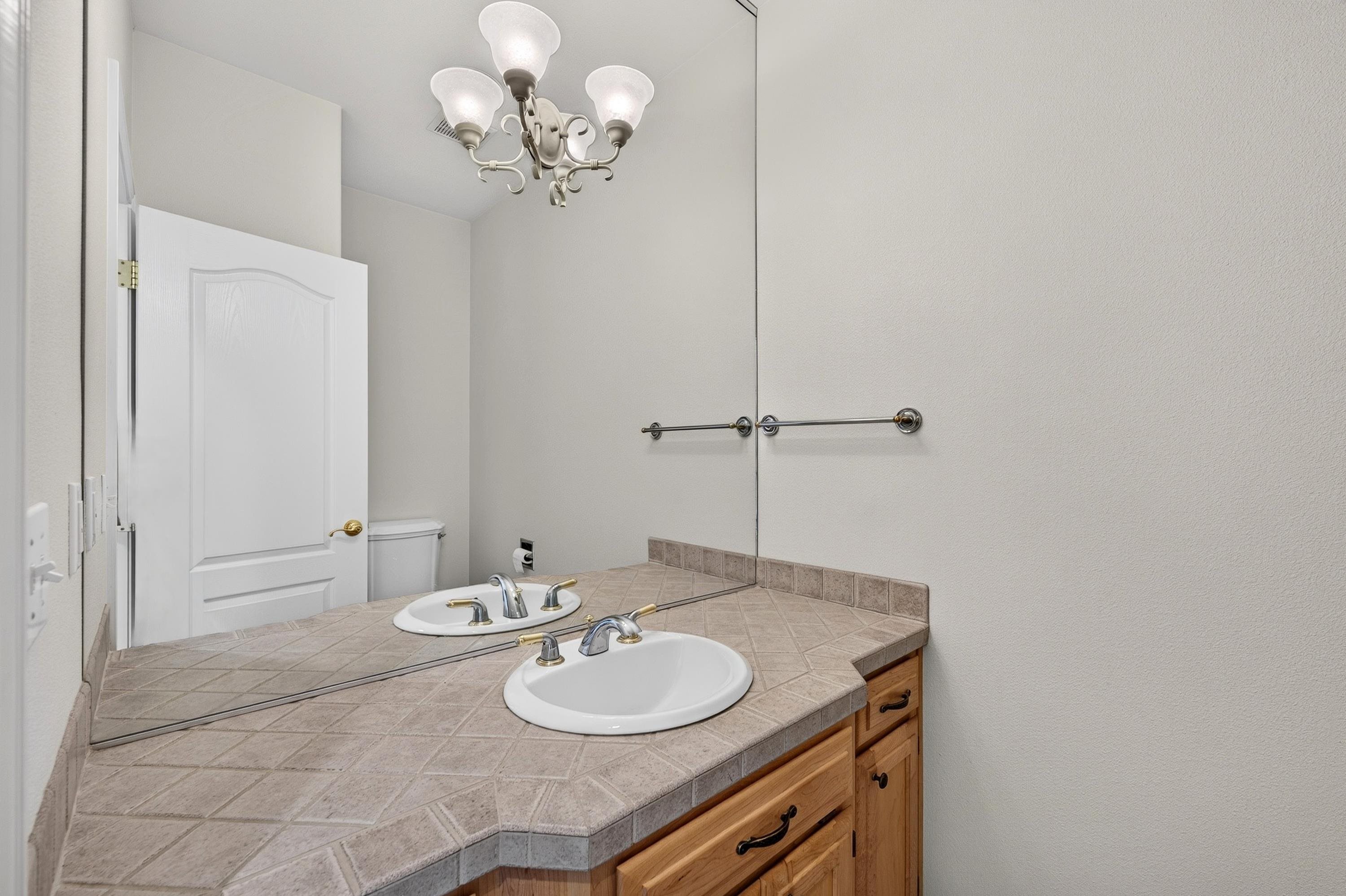 1306 E Blackwood Ln - Photo 16