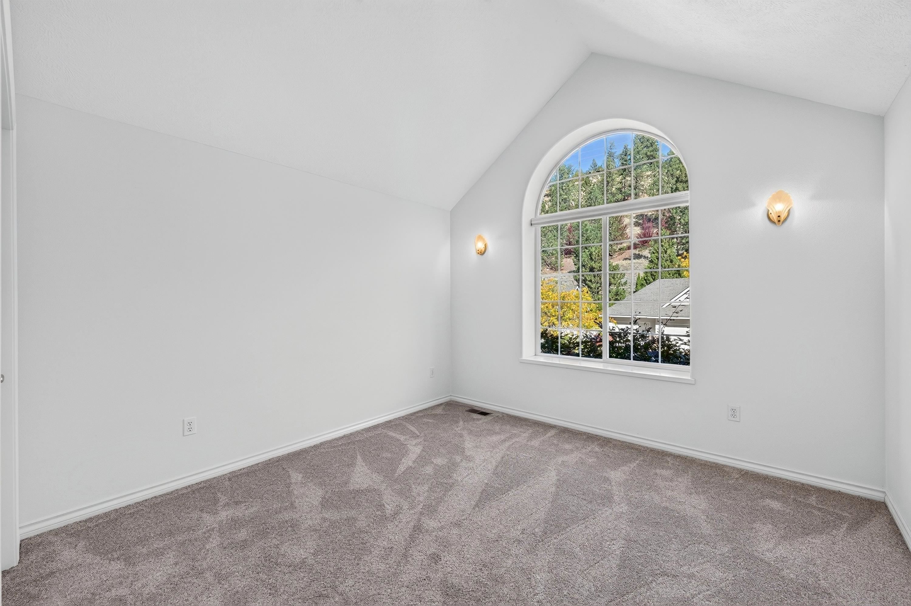 1306 E Blackwood Ln - Photo 12