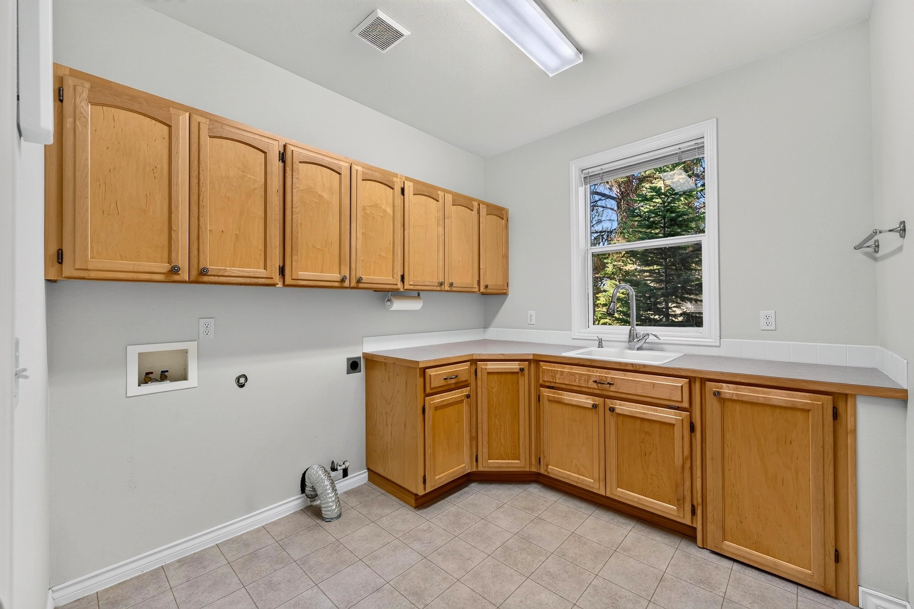 1306 E Blackwood Ln - Photo 17